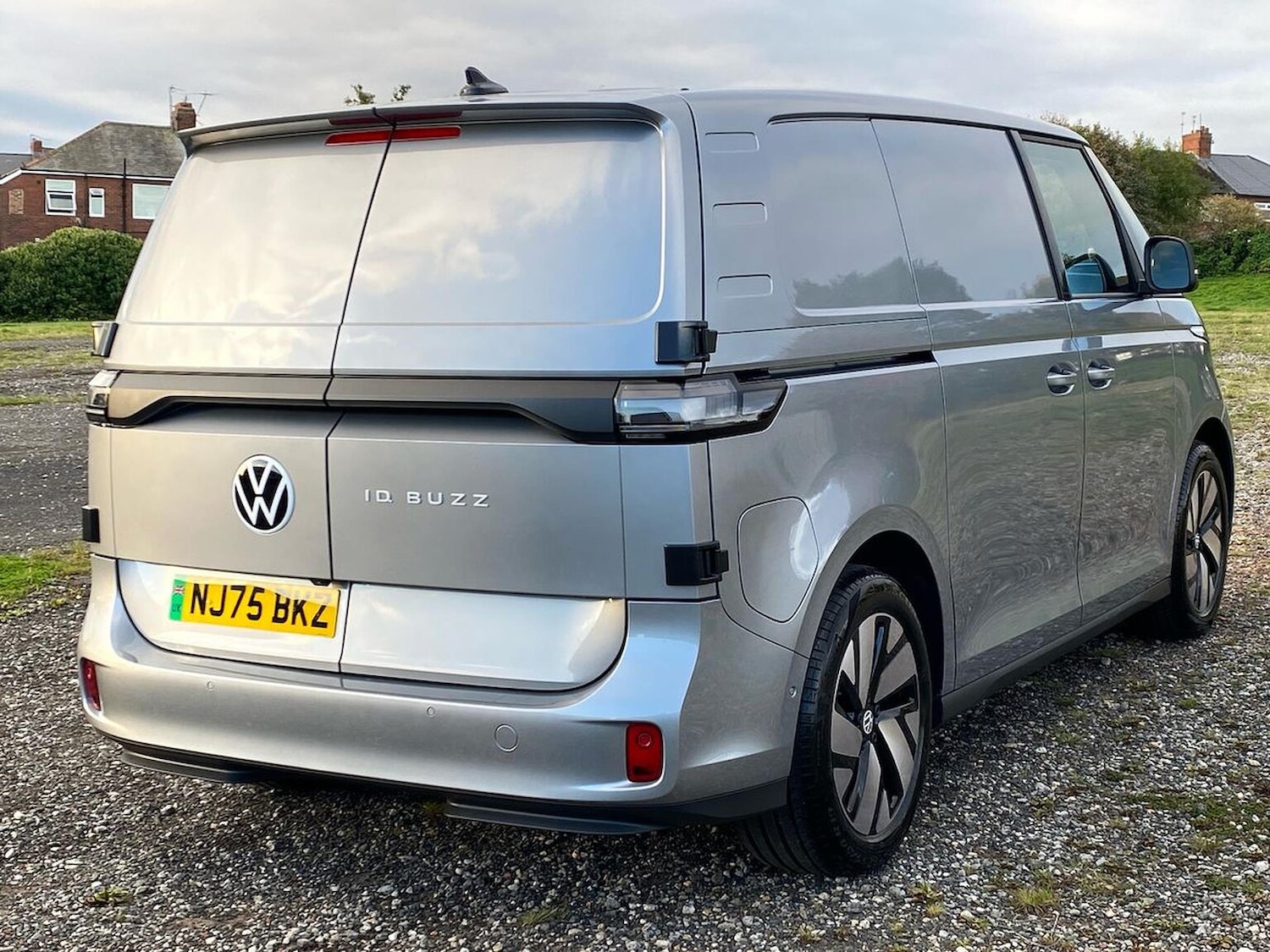 Used Volkswagen ID.Buzz 2025 for sale - 76681743: Photo 3