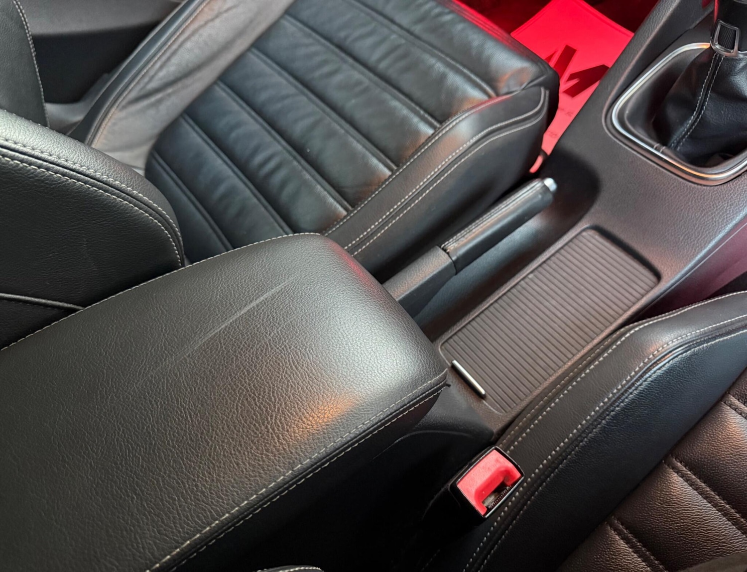 Used Volkswagen Scirocco 2015 for sale - 76377554: Photo 16