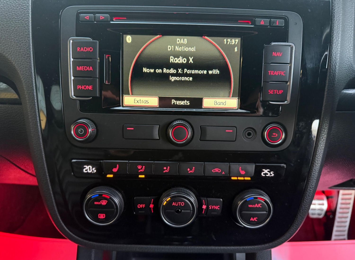 Used Volkswagen Scirocco 2015 for sale - 76377554: Photo 19