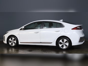 Used Hyundai IONIQ 2017 for sale - 77909590: Photo
