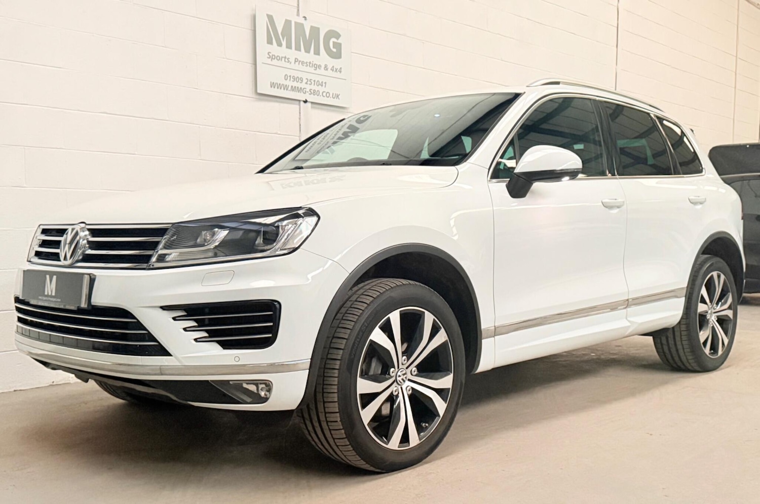 Used Volkswagen Touareg 2015 for sale - 77723988: Photo 2