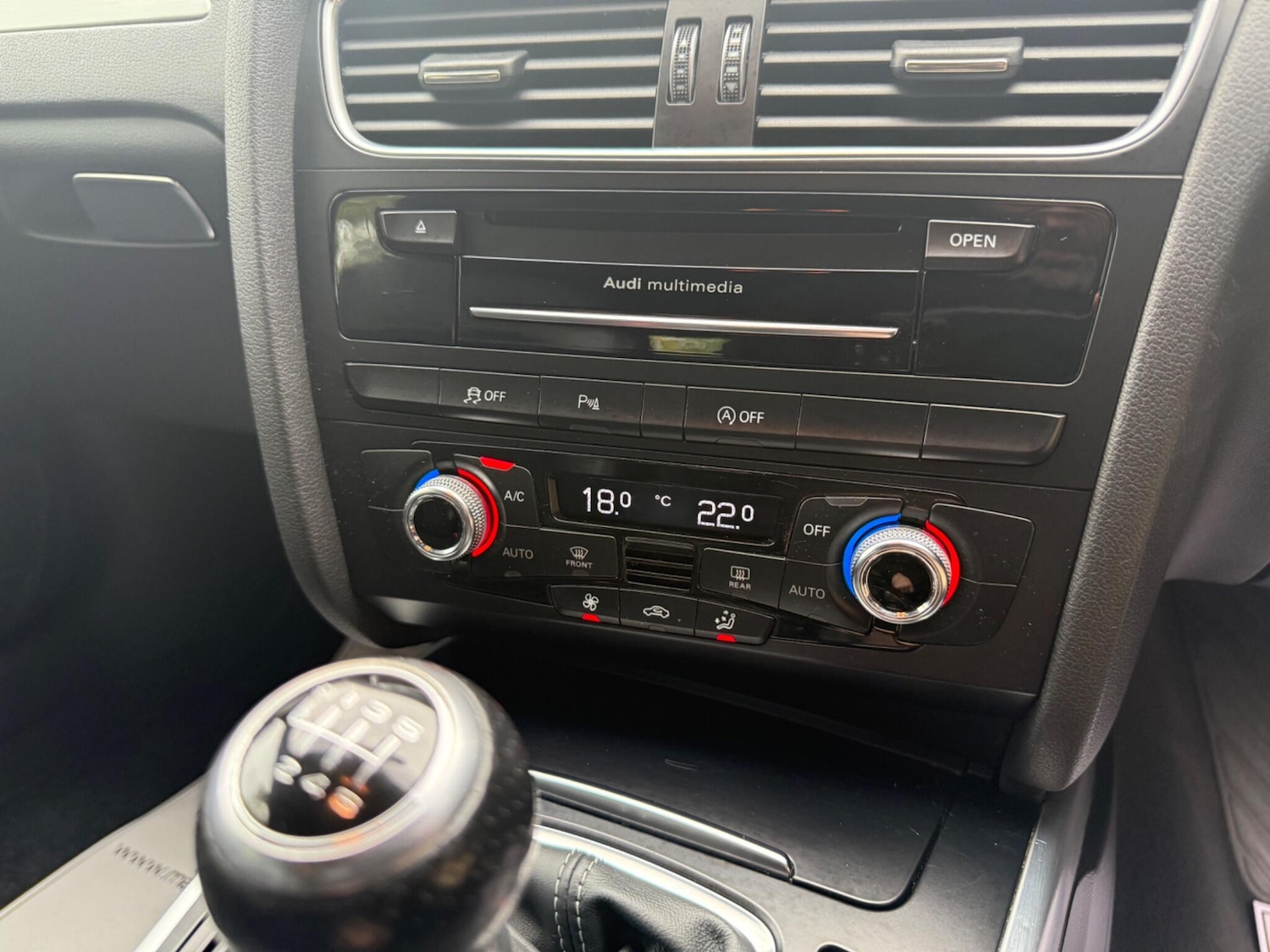 Used Audi A4 2014 for sale - 76927082: Photo 28