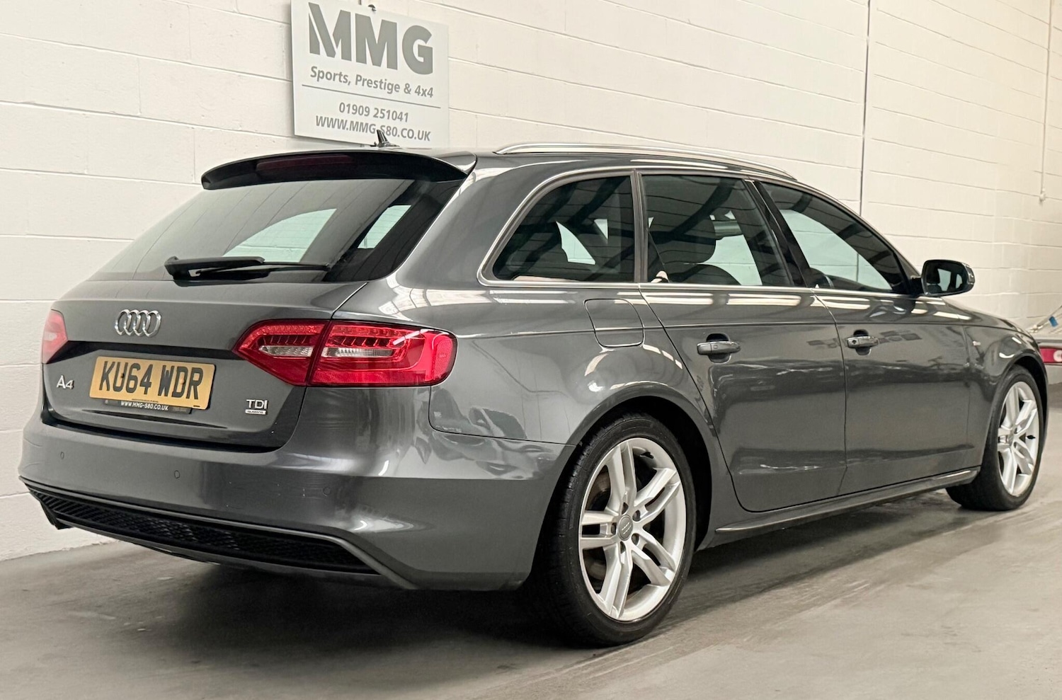 Used Audi A4 2014 for sale - 76927082: Photo 7