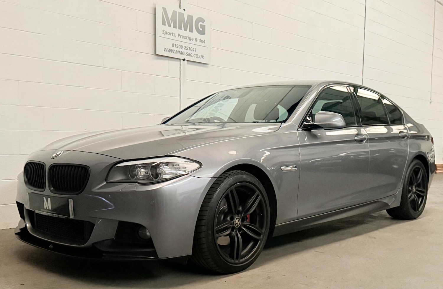 Used BMW 5 Series 2012 for sale - 77040035: Photo 2