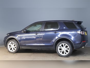 Used Land Rover Discovery Sport 2015 for sale - 78231434: Photo