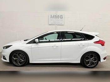 Used Ford Focus 2015 for sale - 79413068: Photo