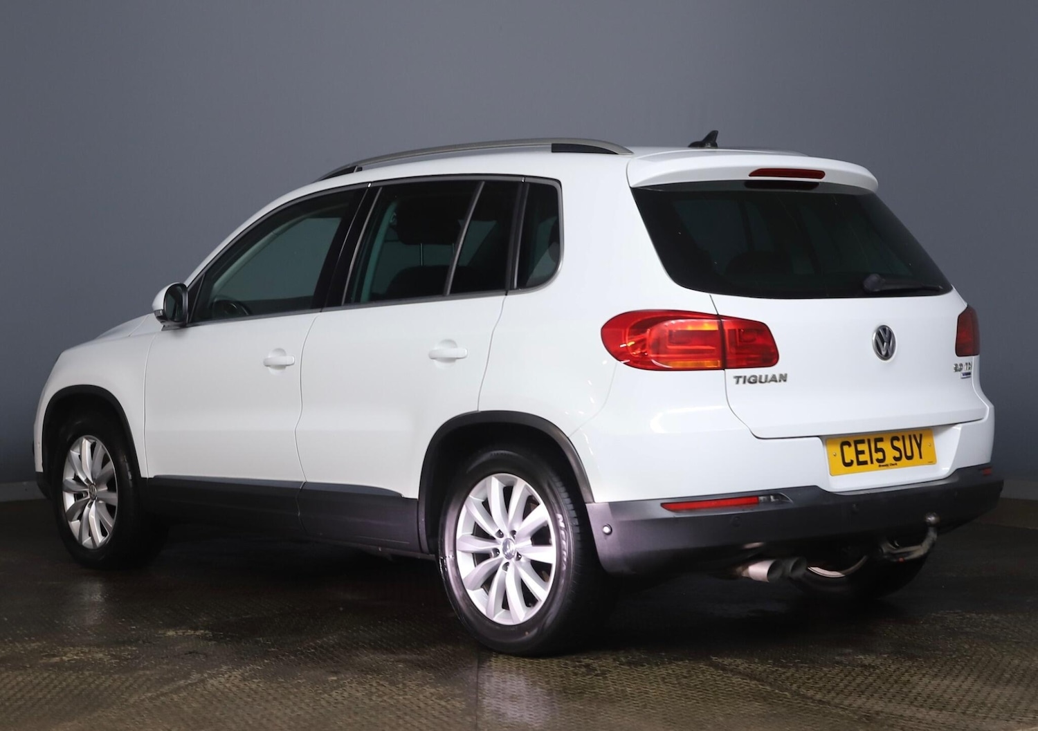 Used Volkswagen Tiguan 2015 for sale - 76866404: Photo 4