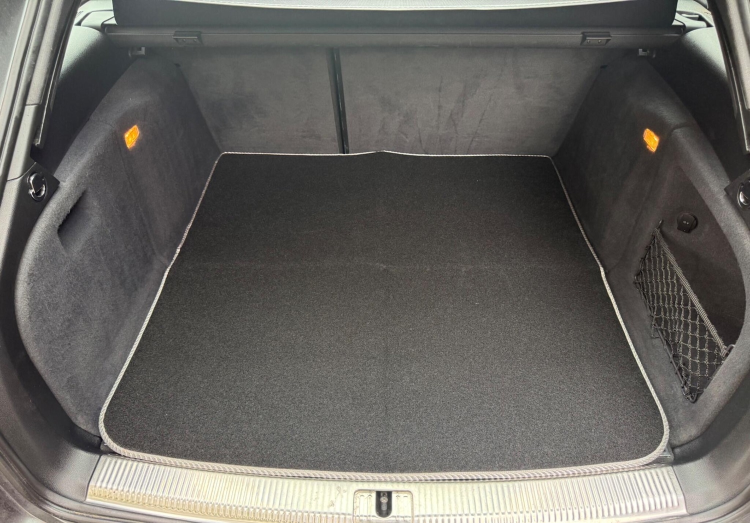 Used Audi A4 Avant 2014 for sale - 76284385: Photo 27