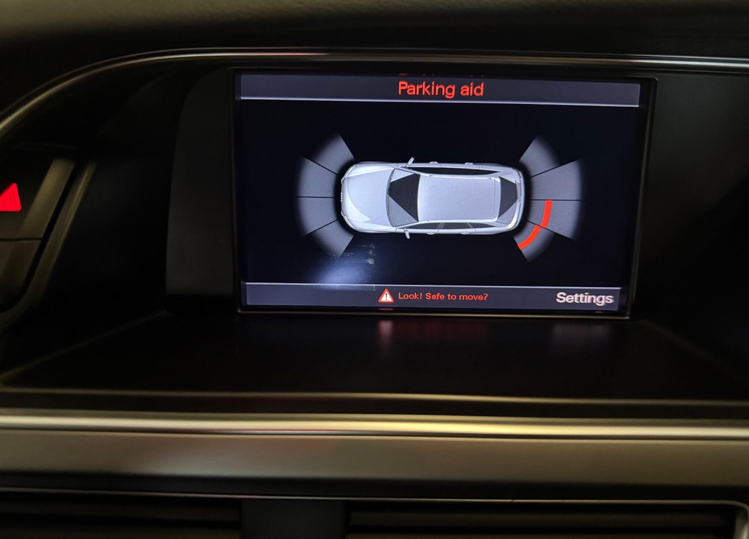 Used Audi A4 Avant 2014 for sale - 76284385: Photo 41