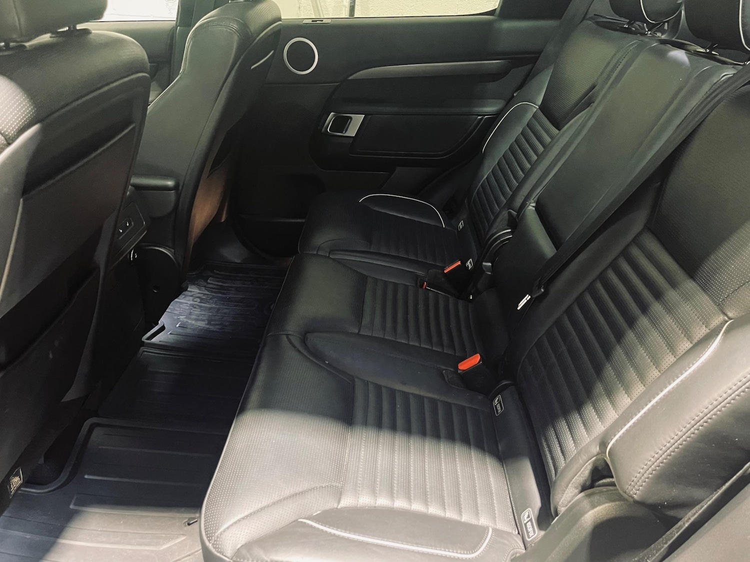 Used Land Rover Discovery 2018 for sale - 76457726: Photo 16