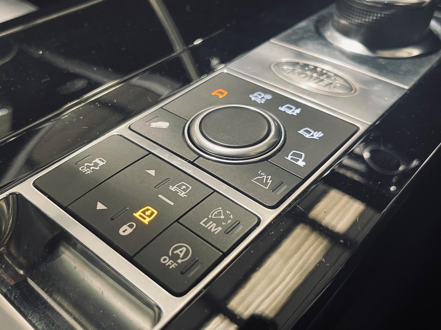 Used Land Rover Discovery 2018 for sale - 76457726: Photo 23