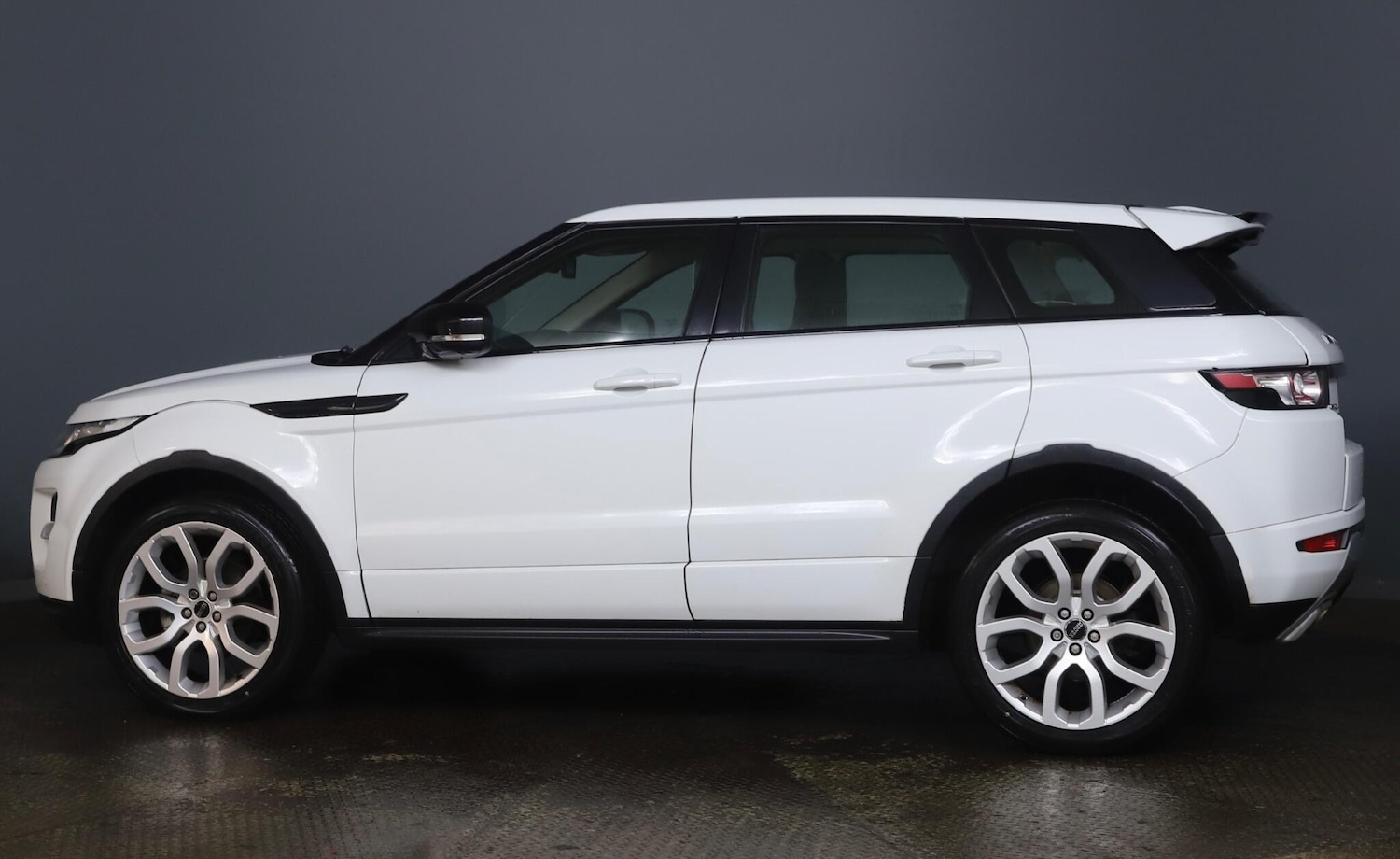 Used Land Rover Range Rover Evoque 2011 for sale - 77039881: Photo 3