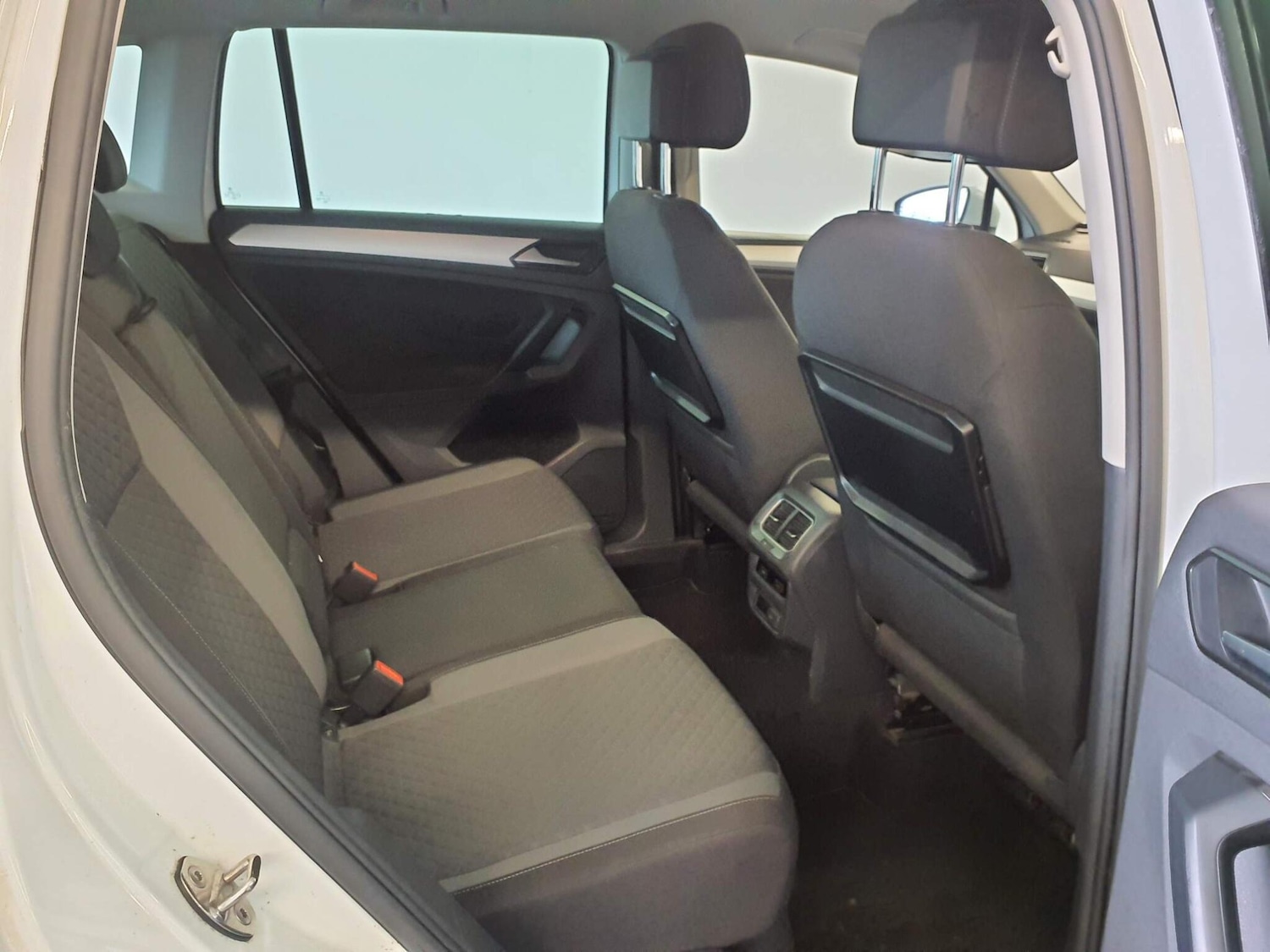 Used Volkswagen Tiguan 2016 for sale - 77646353: Photo 8