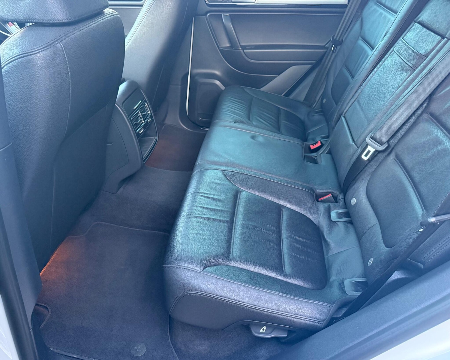 Used Volkswagen Touareg 2016 for sale - 76562268: Photo 16