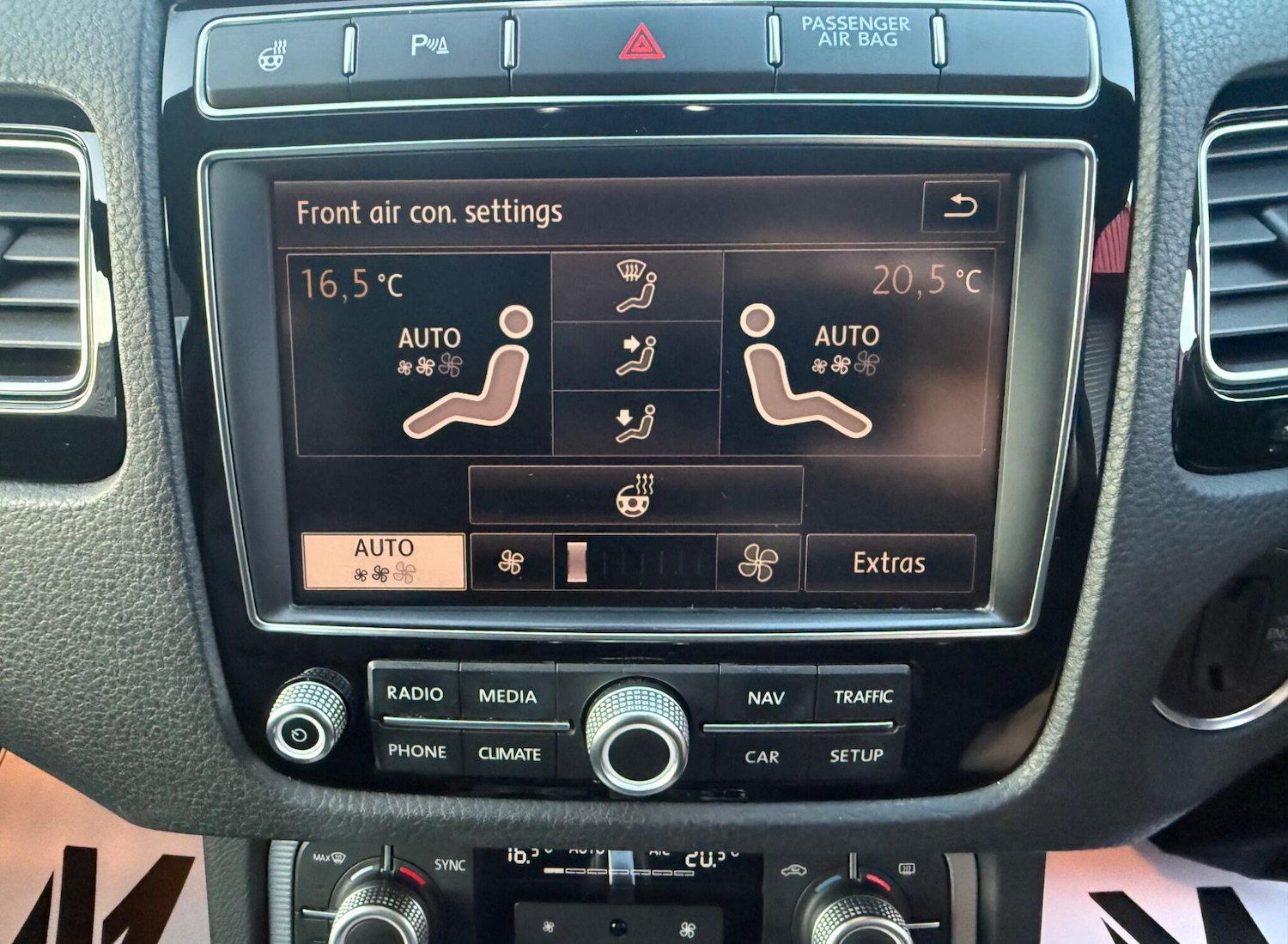 Used Volkswagen Touareg 2016 for sale - 76562268: Photo 32