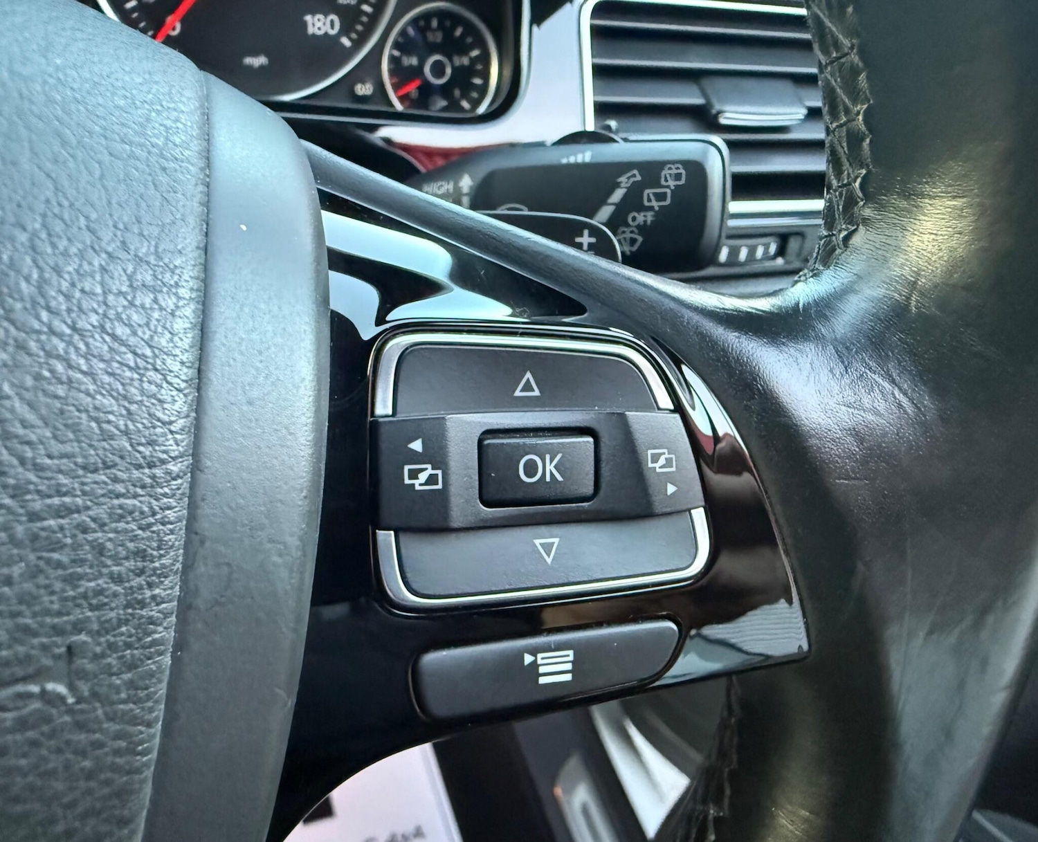 Used Volkswagen Touareg 2016 for sale - 76562268: Photo 39