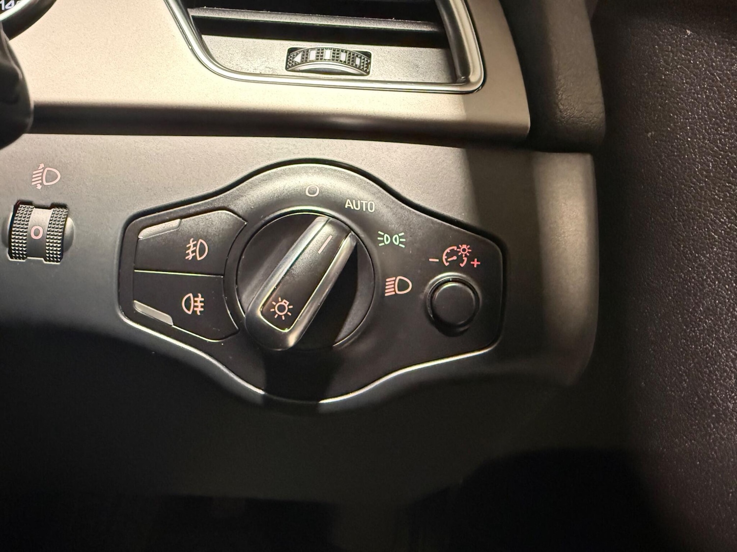 Used Audi A4 Allroad 2013 for sale - 77343859: Photo 25