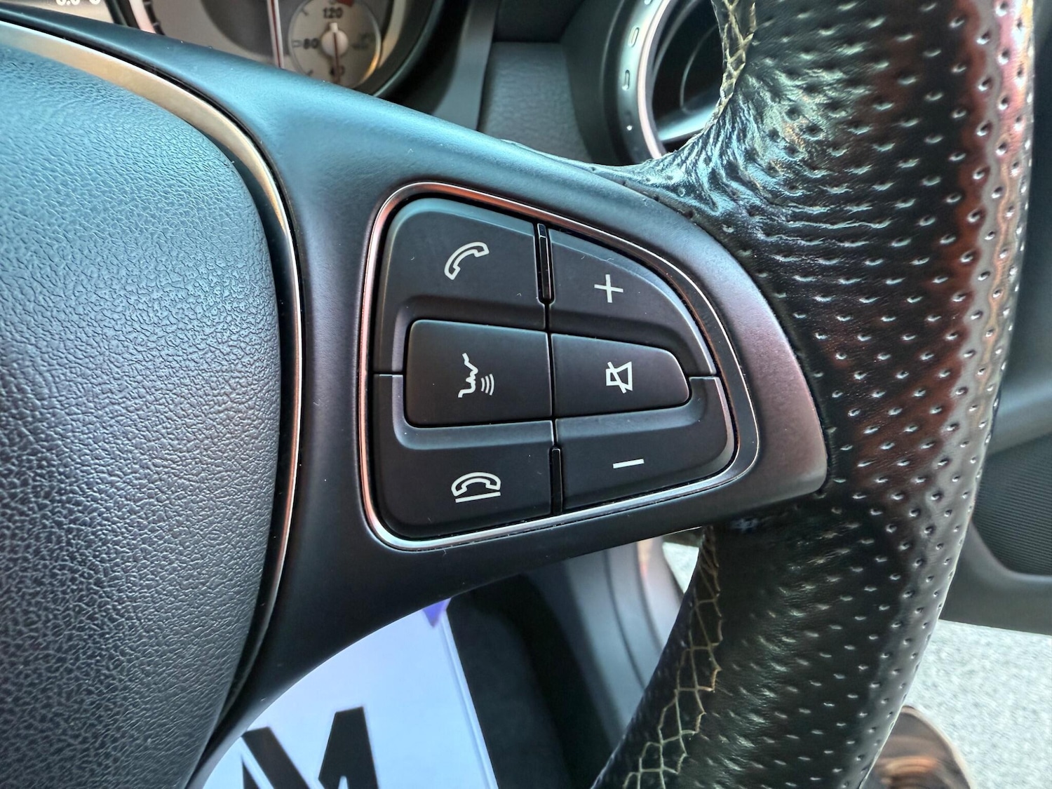 Used Mercedes-Benz GLA 2015 for sale - 76457406: Photo 29