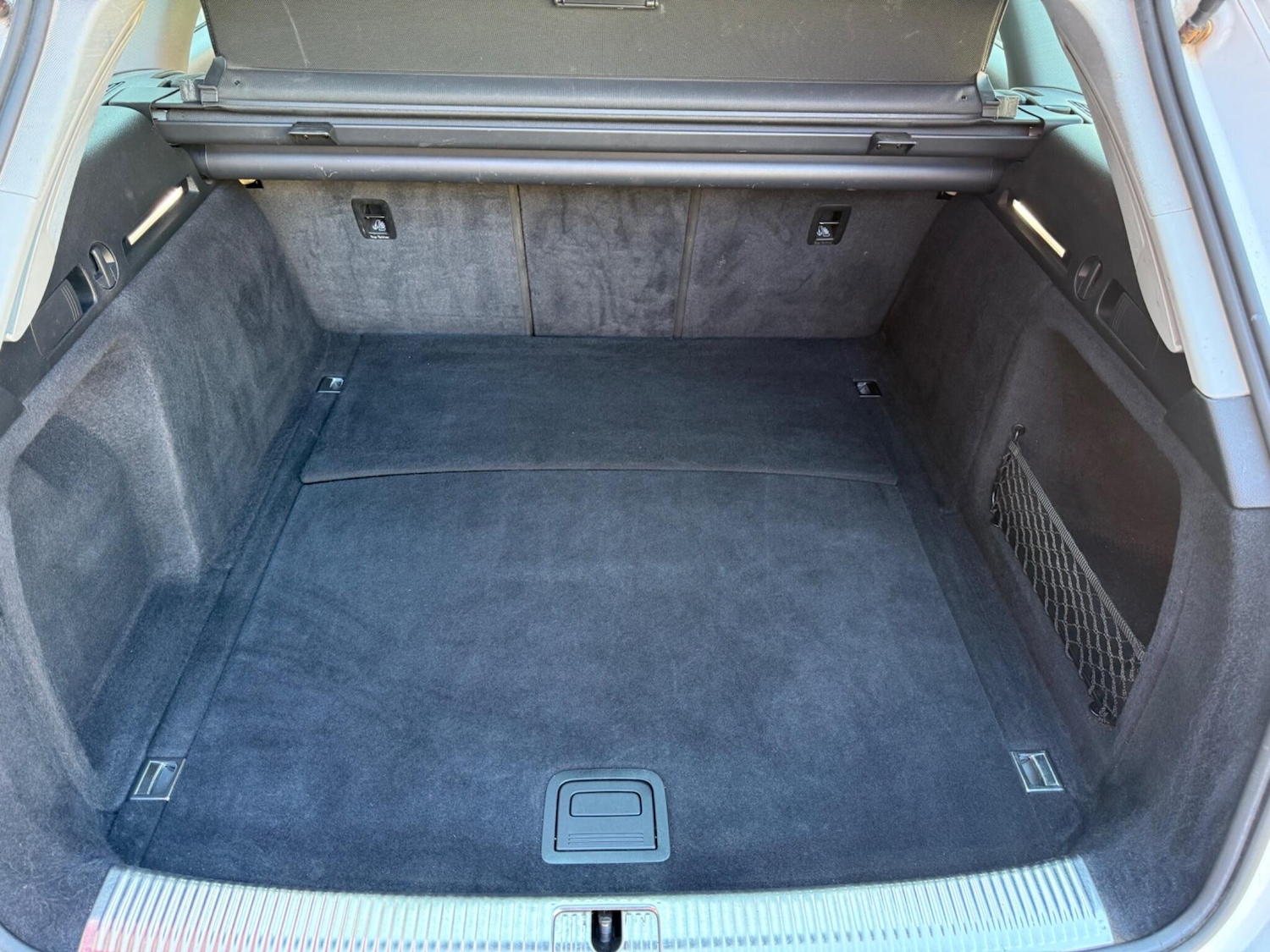 Used Audi A4 2017 for sale - 78115533: Photo 15