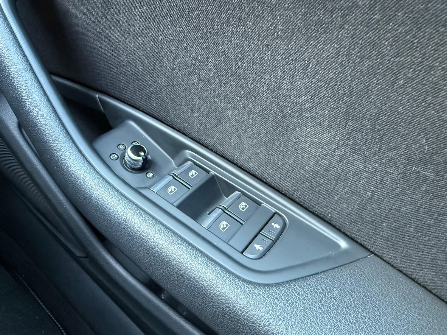 Used Audi A4 2017 for sale - 78115533: Photo 35