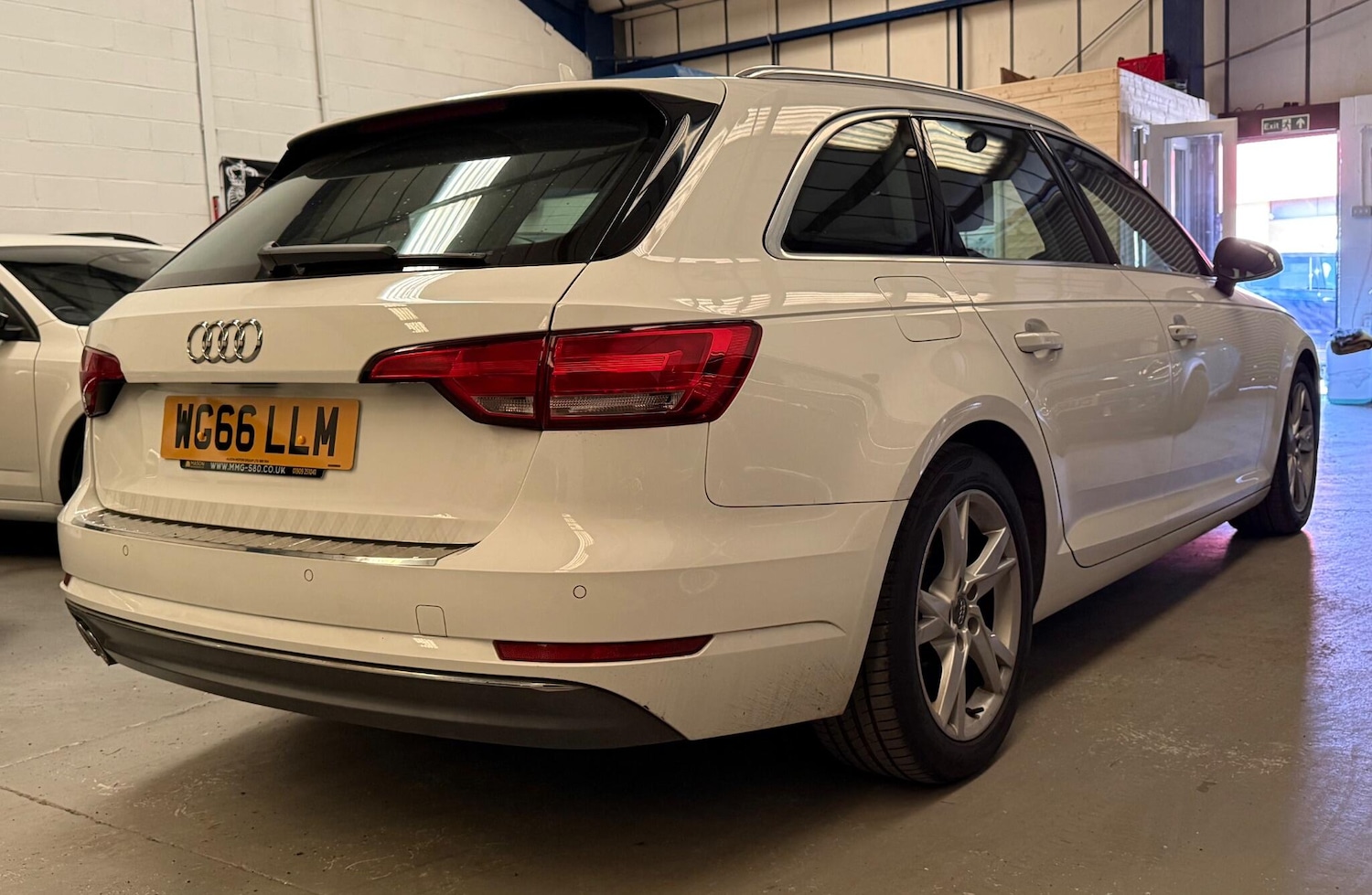 Used Audi A4 2017 for sale - 78115533: Photo 4