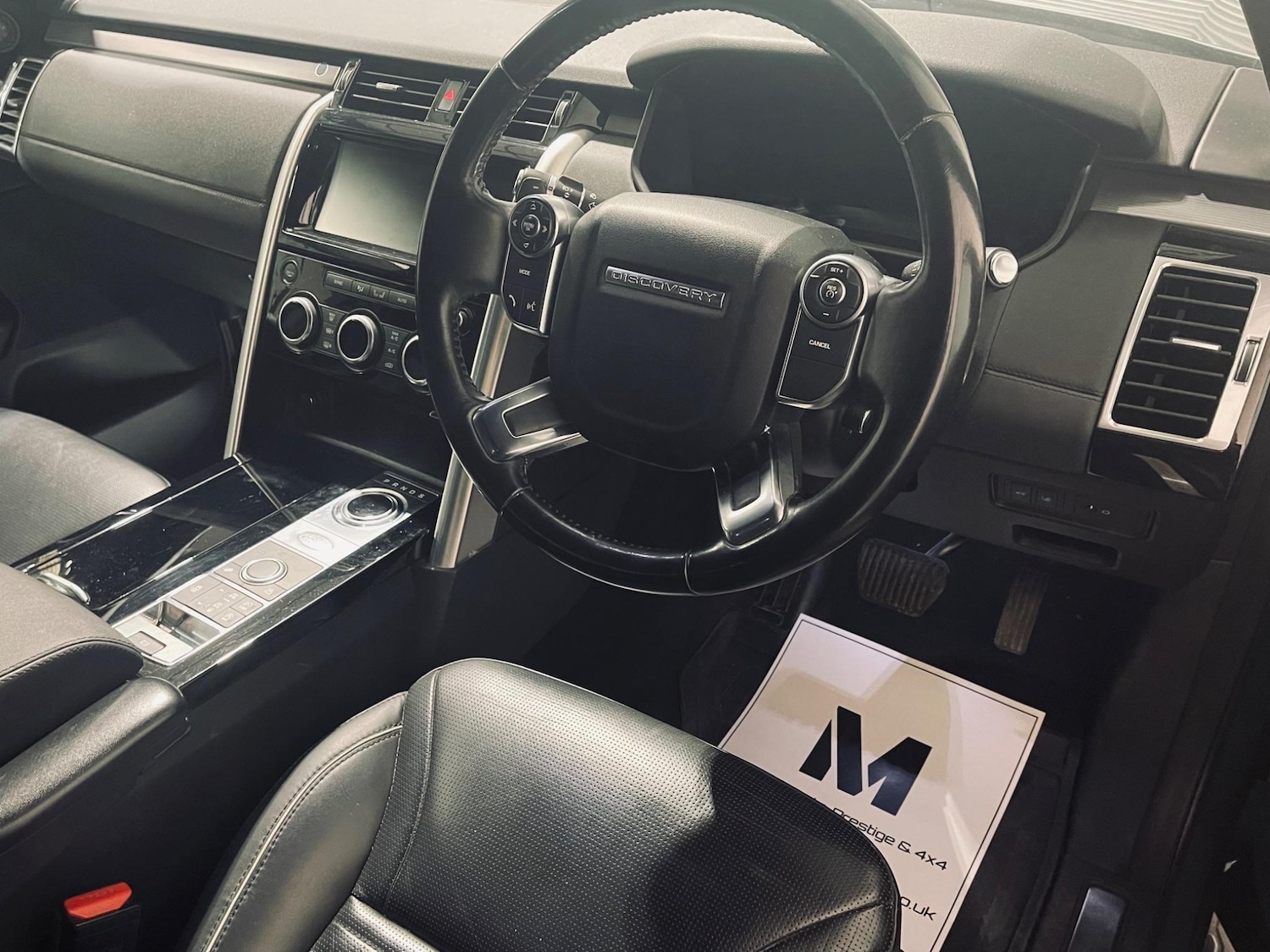 Used Land Rover Discovery 2018 for sale - 76584082: Photo 11