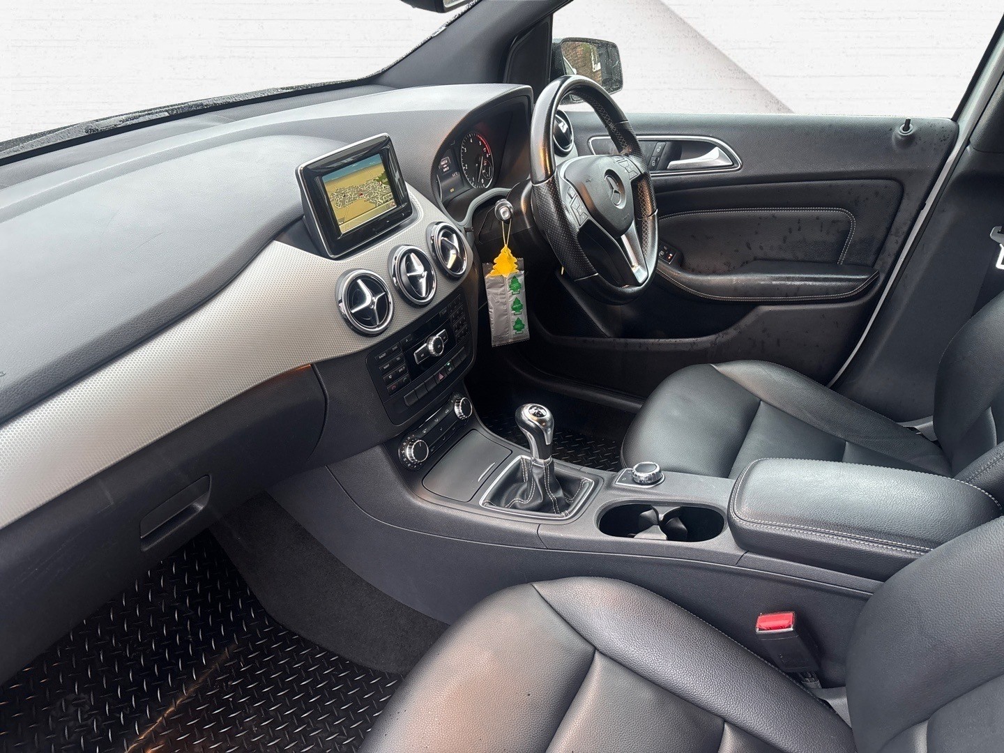 Used Mercedes-Benz B Class 2014 for sale - 77417202: Photo 11