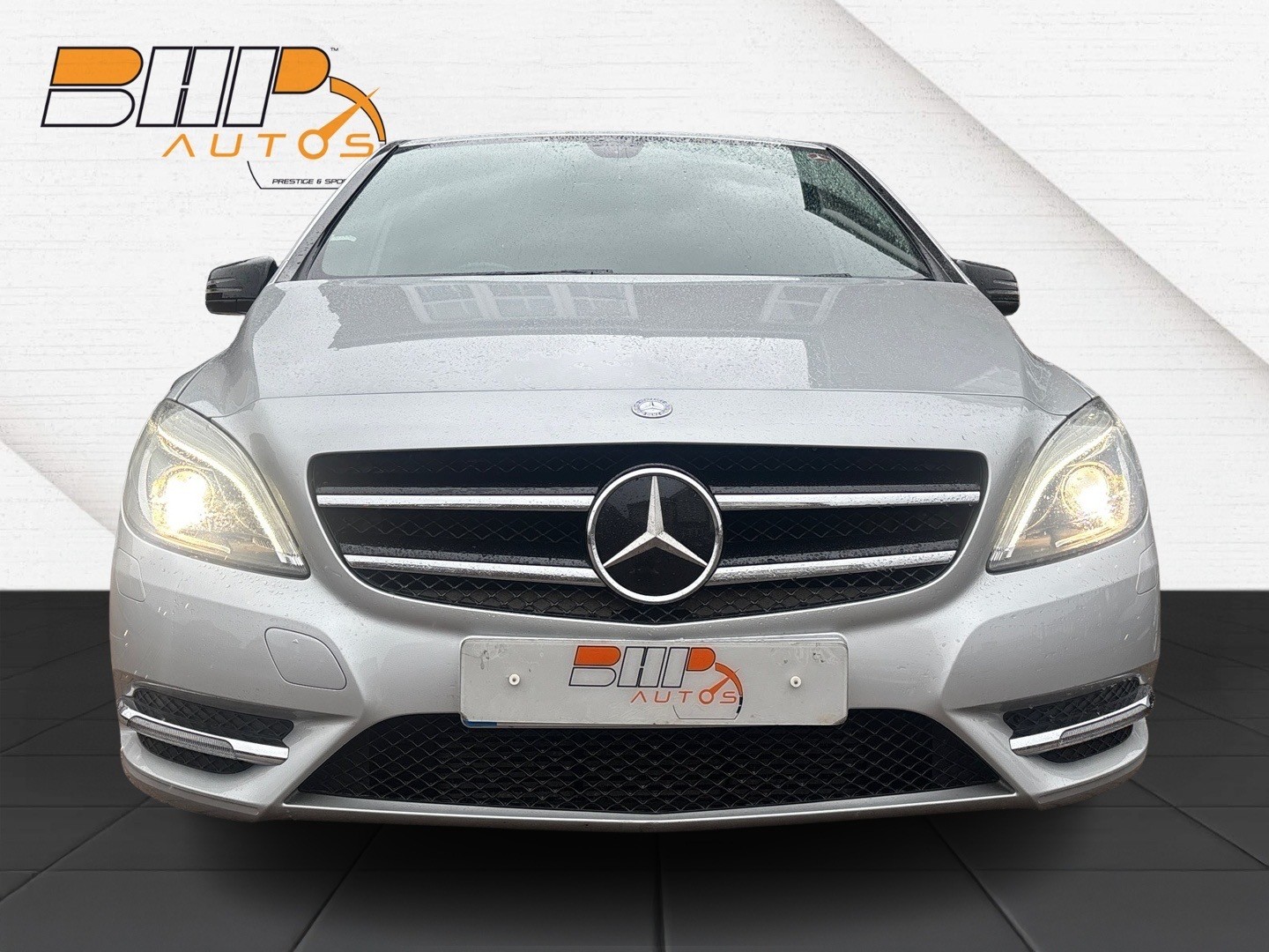 Used Mercedes-Benz B Class 2014 for sale - 77417202: Photo 2