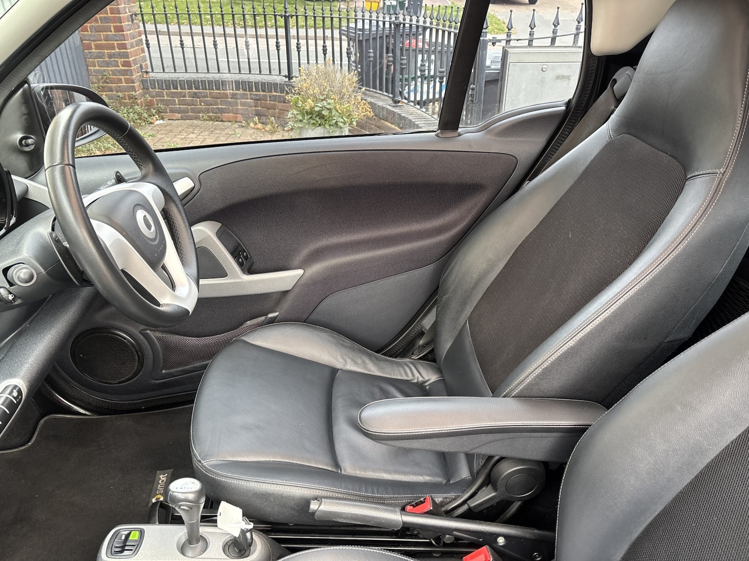 Used smart fortwo 2011 for sale - 76287001: Photo 13