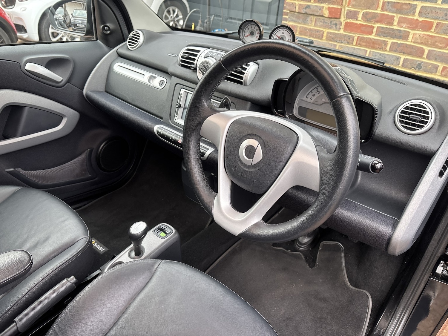 Used smart fortwo 2011 for sale - 76287001: Photo 9