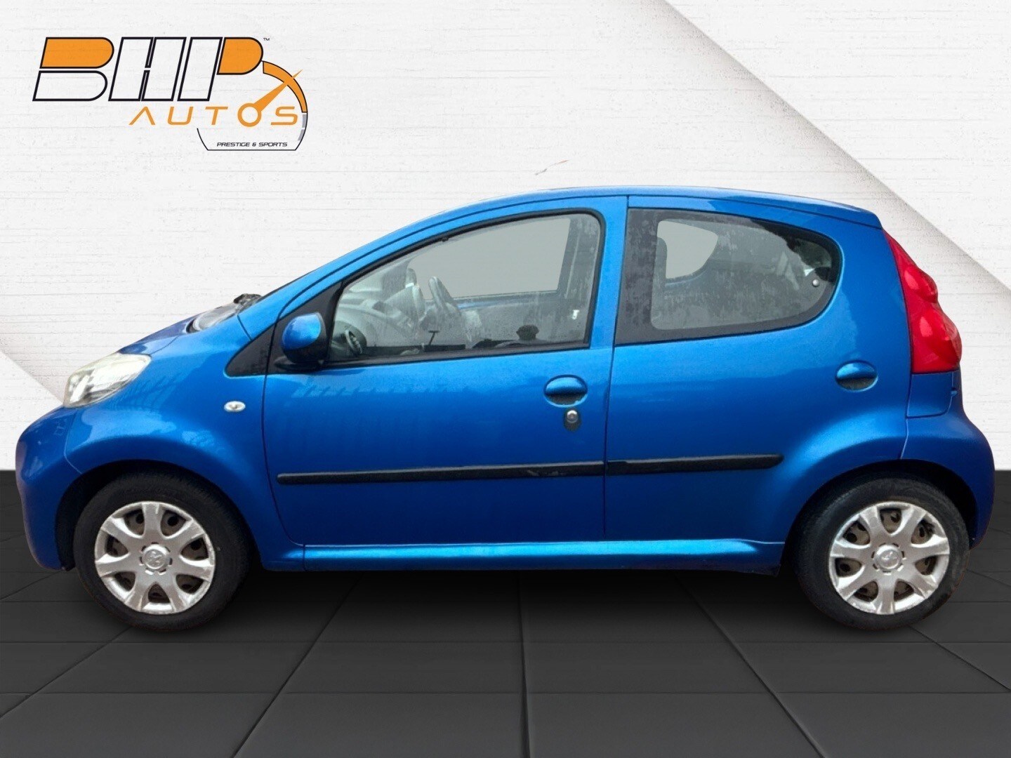 Peugeot 107 2010 - 1.0 12V Urban 5-Door - Image 4