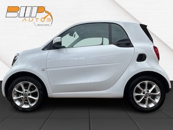 Used smart fortwo 2018 for sale - 76088663: Photo