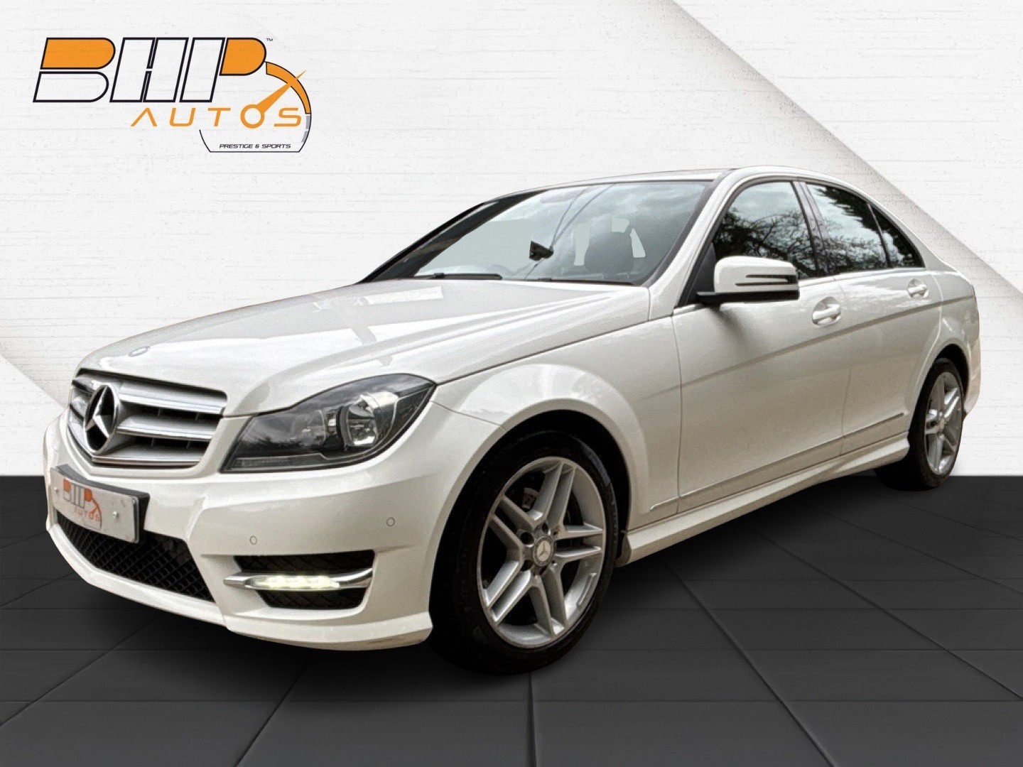 Used Mercedes-Benz C Class 2012 for sale - 76093773: Photo 5