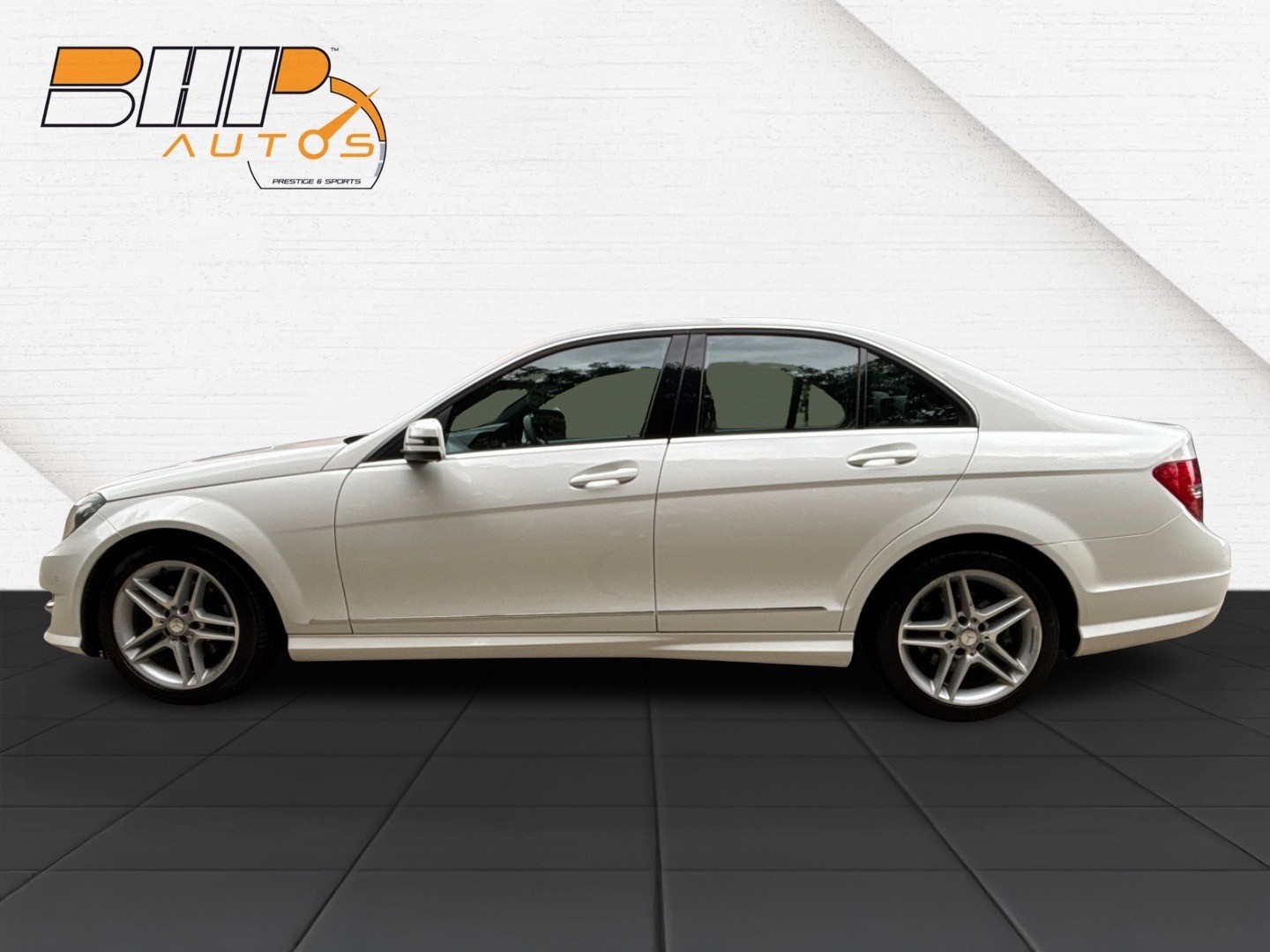 Used Mercedes-Benz C Class 2012 for sale - 76093773: Photo 7