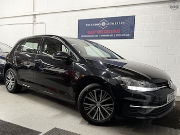 Used Volkswagen Golf 2017 for sale - 78229146: Photo