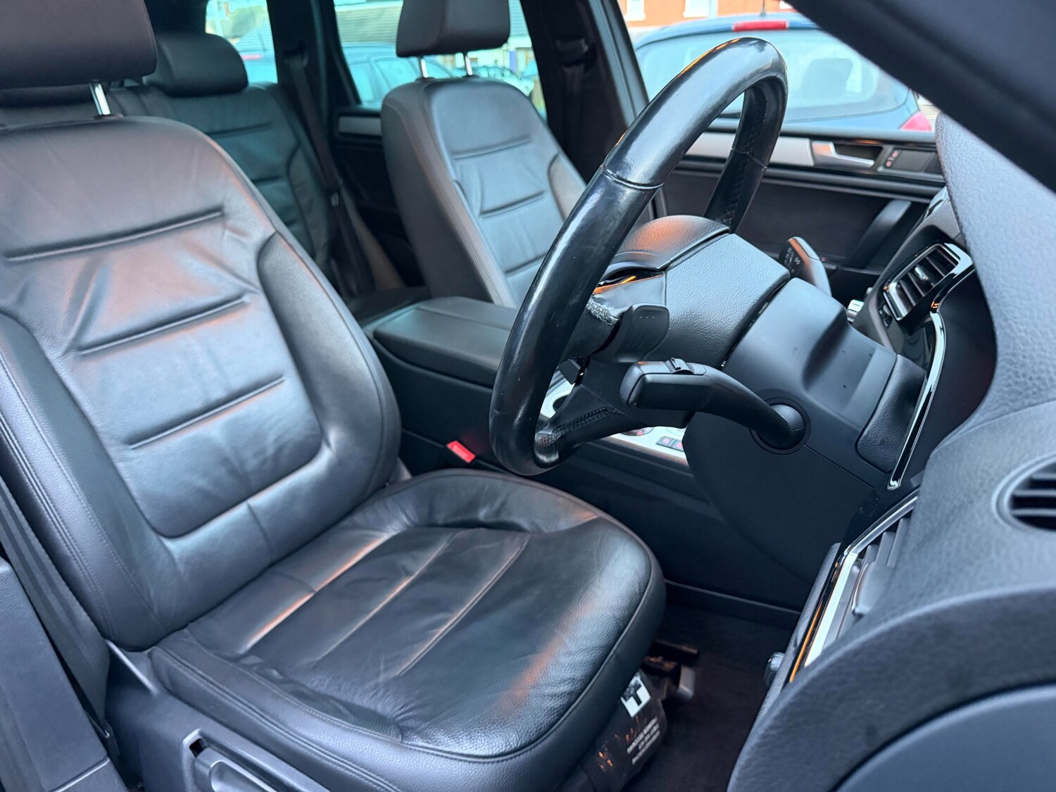 Used Volkswagen Touareg 2014 for sale - 77370532: Photo 16