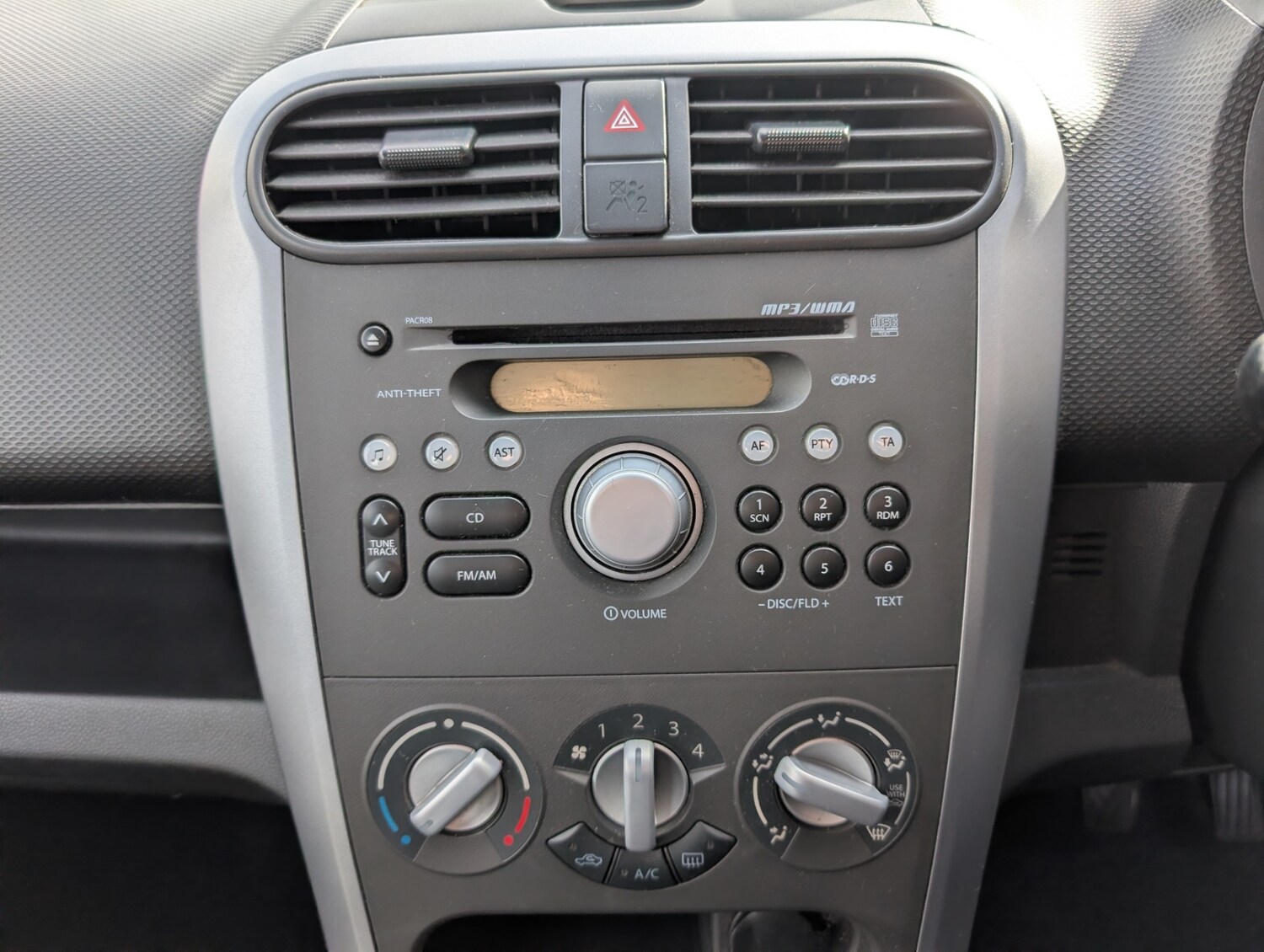 Used Vauxhall Agila 2014 for sale - 78122320: Photo 23