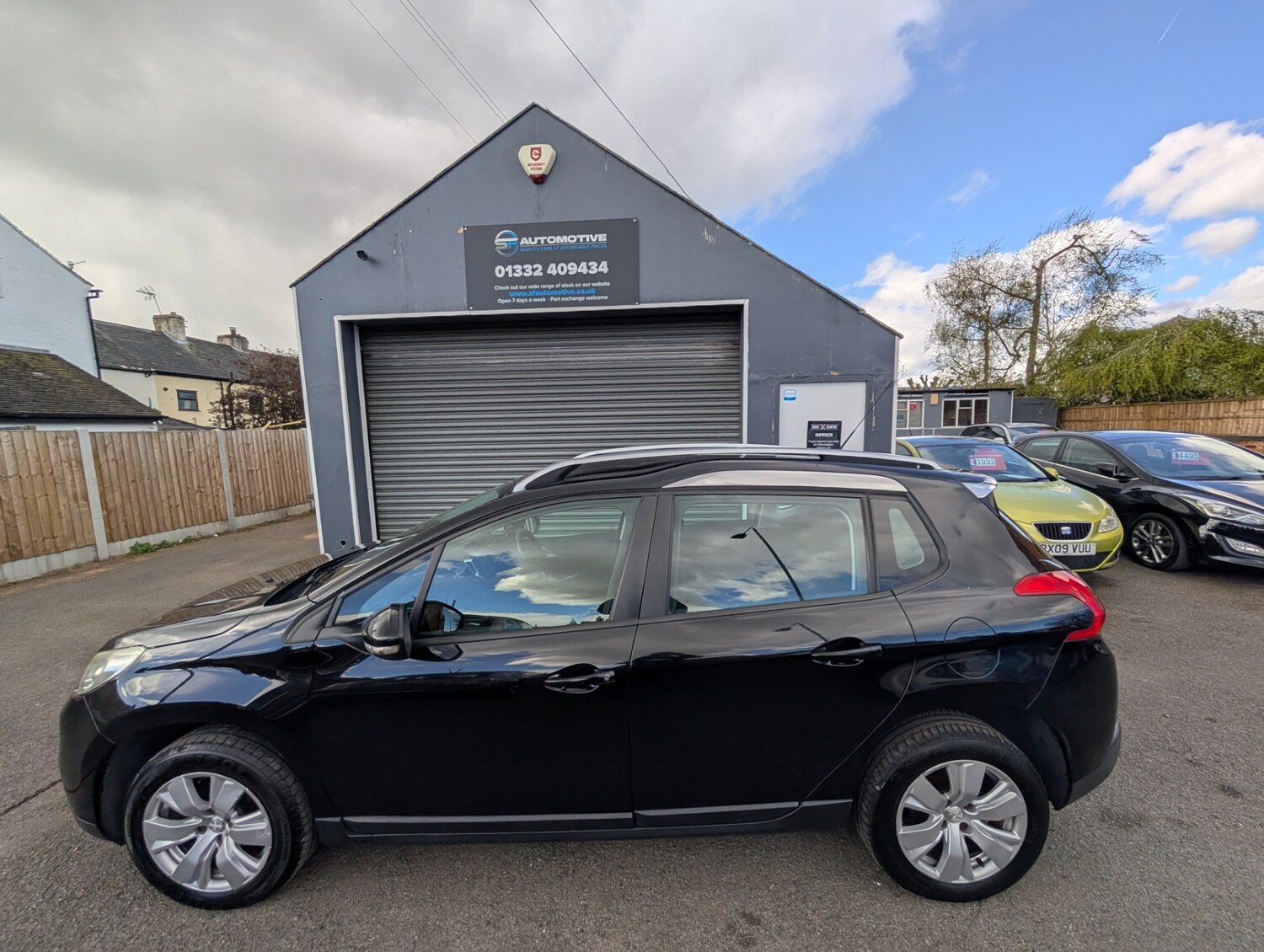 Used Peugeot 2008 2015 for sale - 78139944: Photo 12