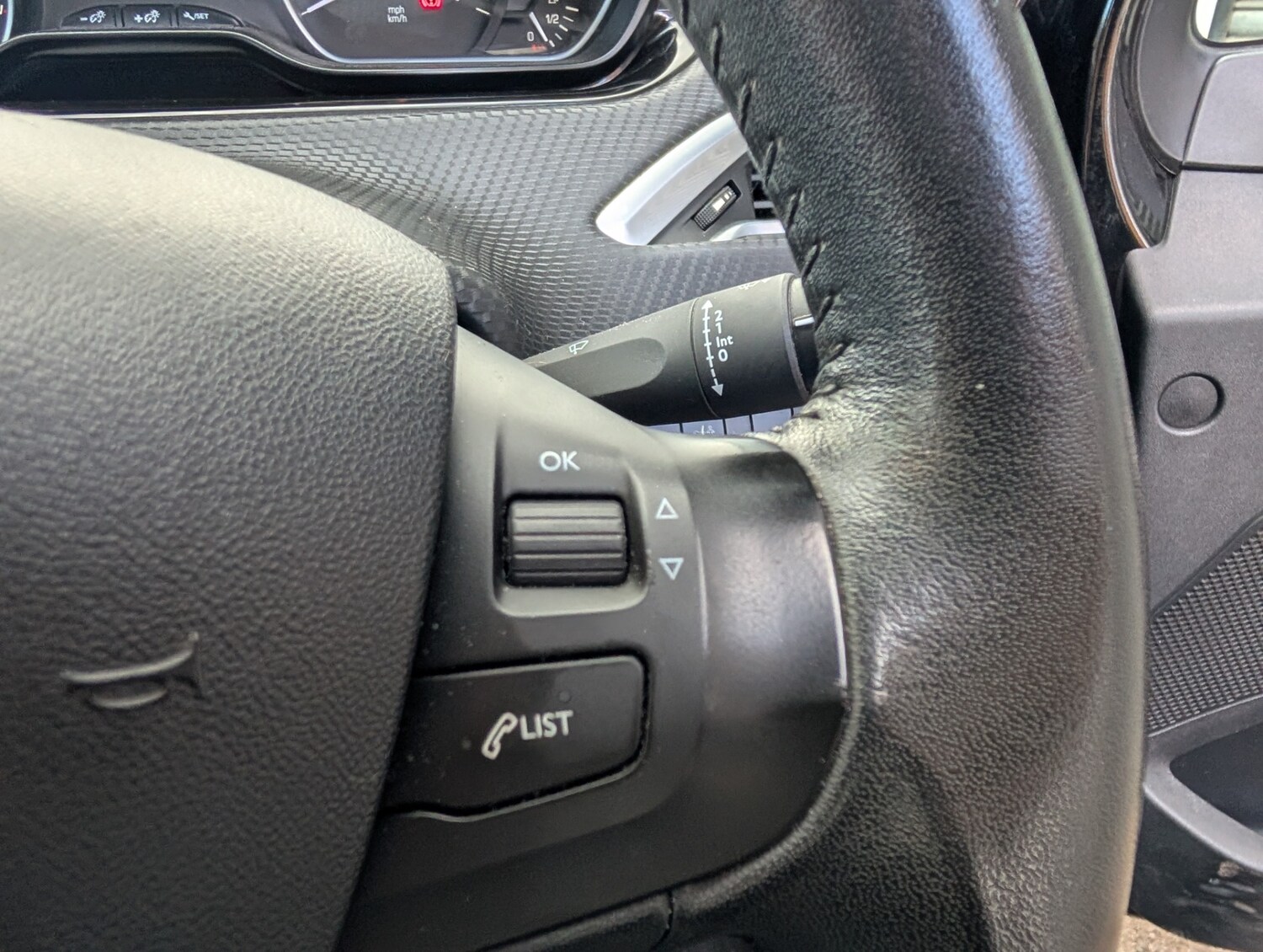 Used Peugeot 2008 2015 for sale - 78139944: Photo 30