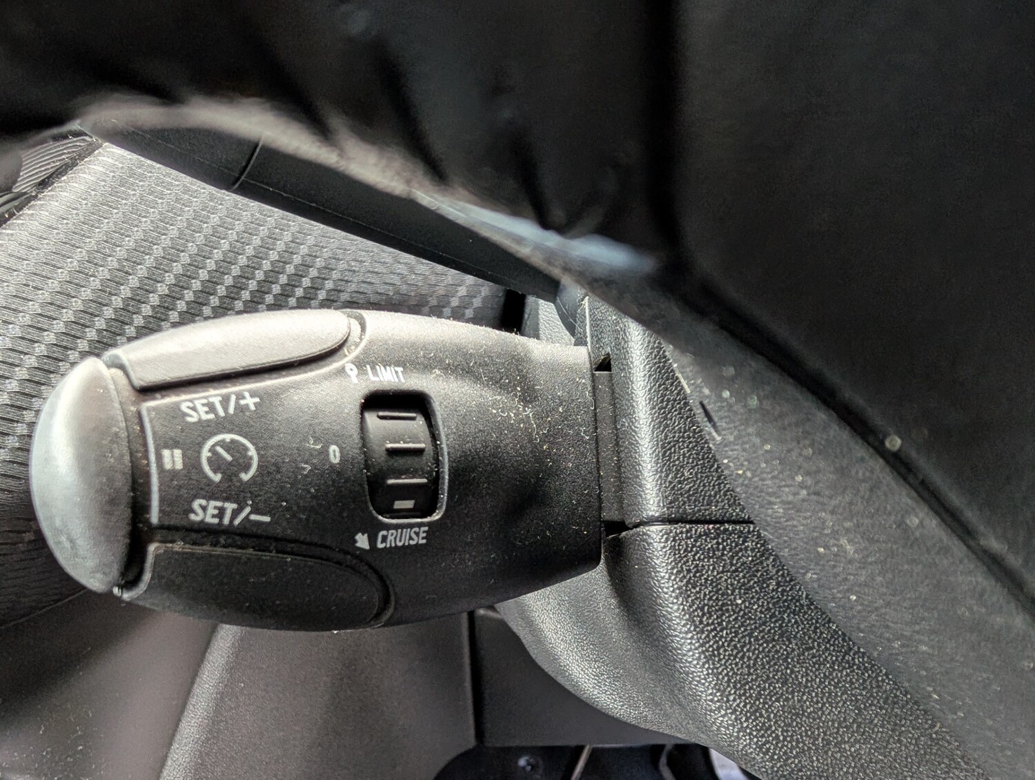 Used Peugeot 2008 2015 for sale - 78139944: Photo 33