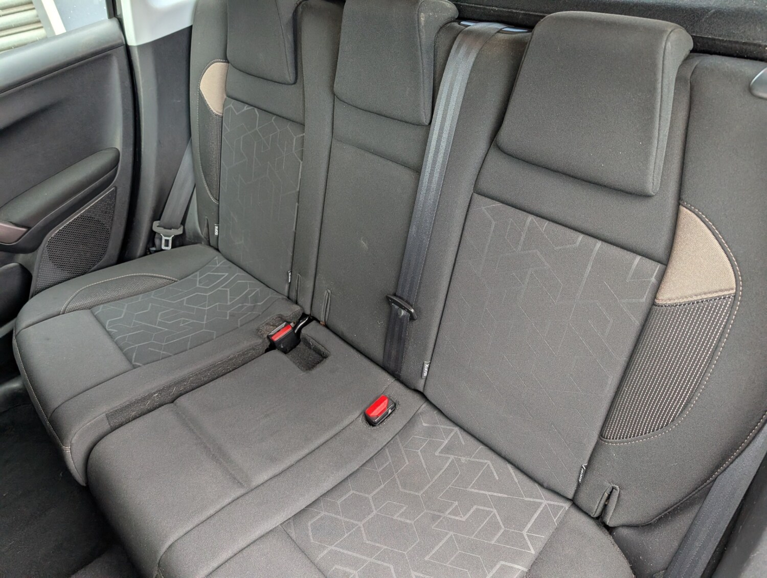 Used Peugeot 2008 2015 for sale - 78139944: Photo 49