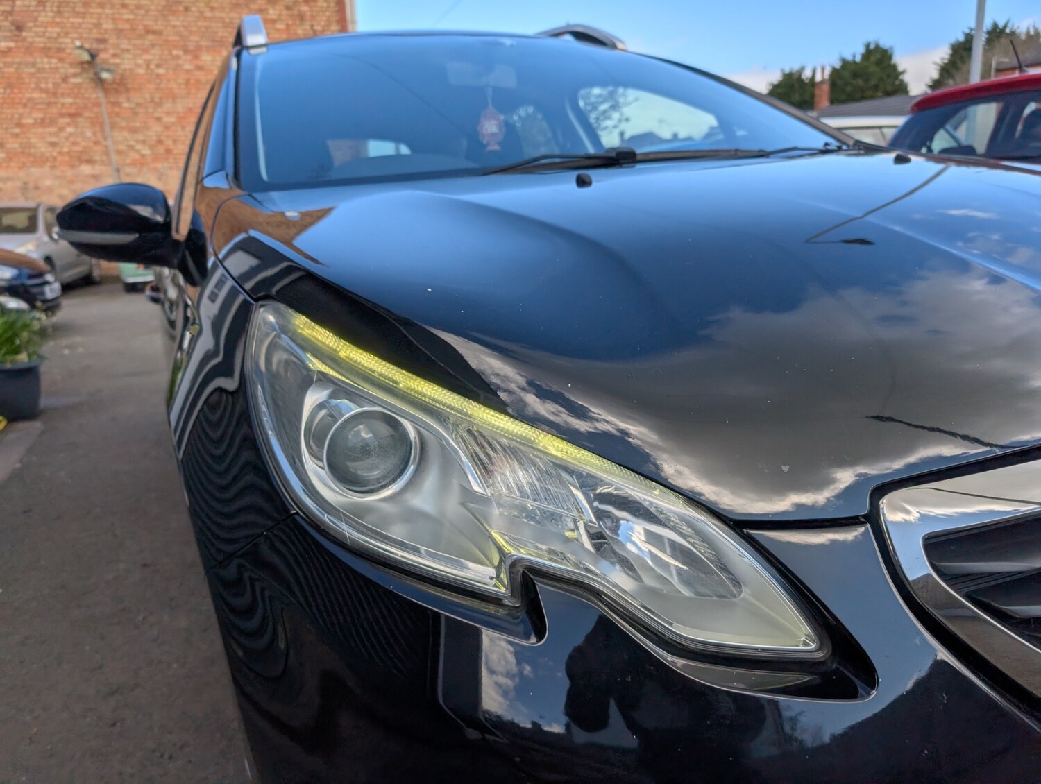 Used Peugeot 2008 2015 for sale - 78139944: Photo 7