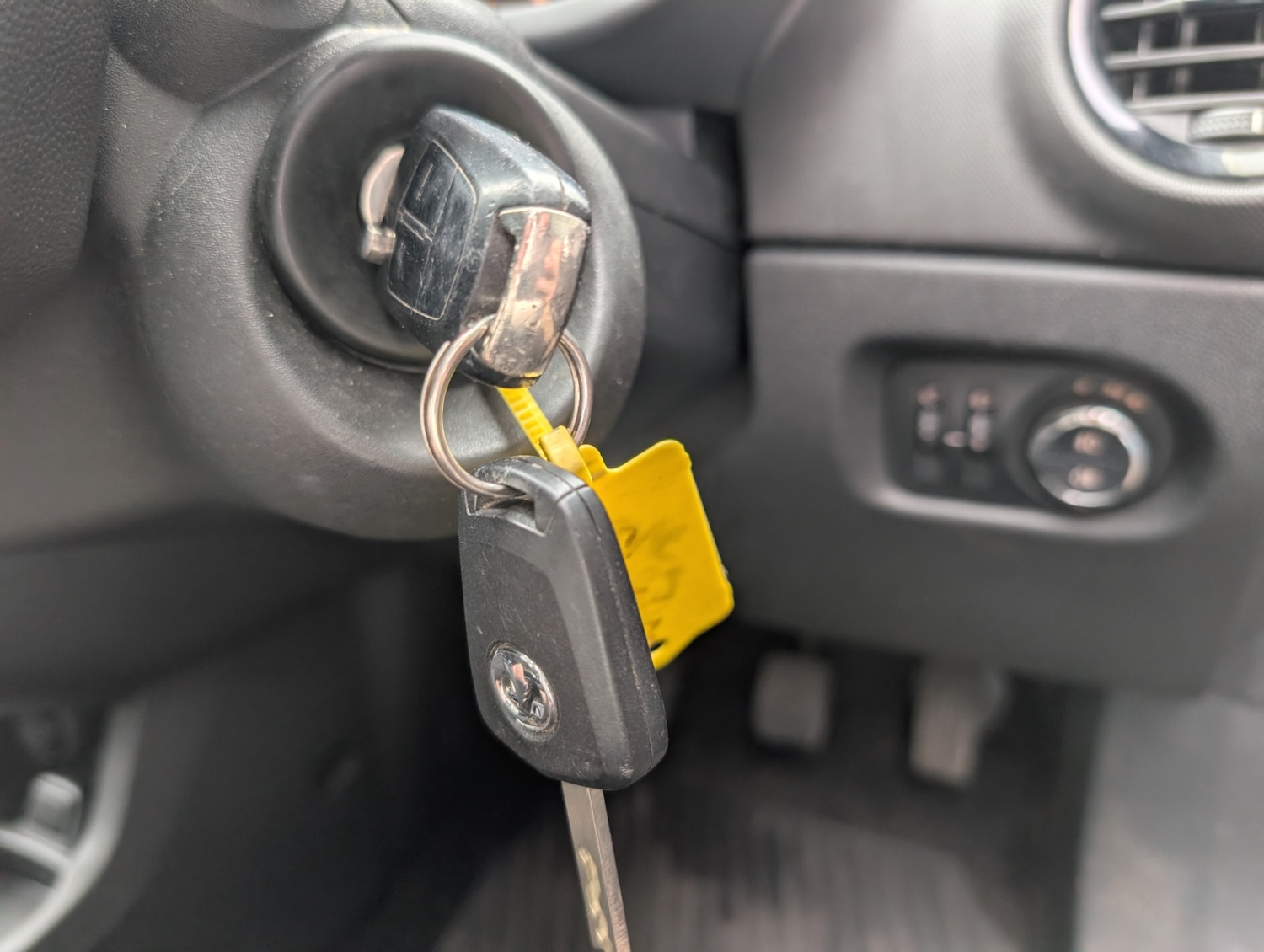 Used Vauxhall Corsa 2012 for sale - 77803372: Photo 28