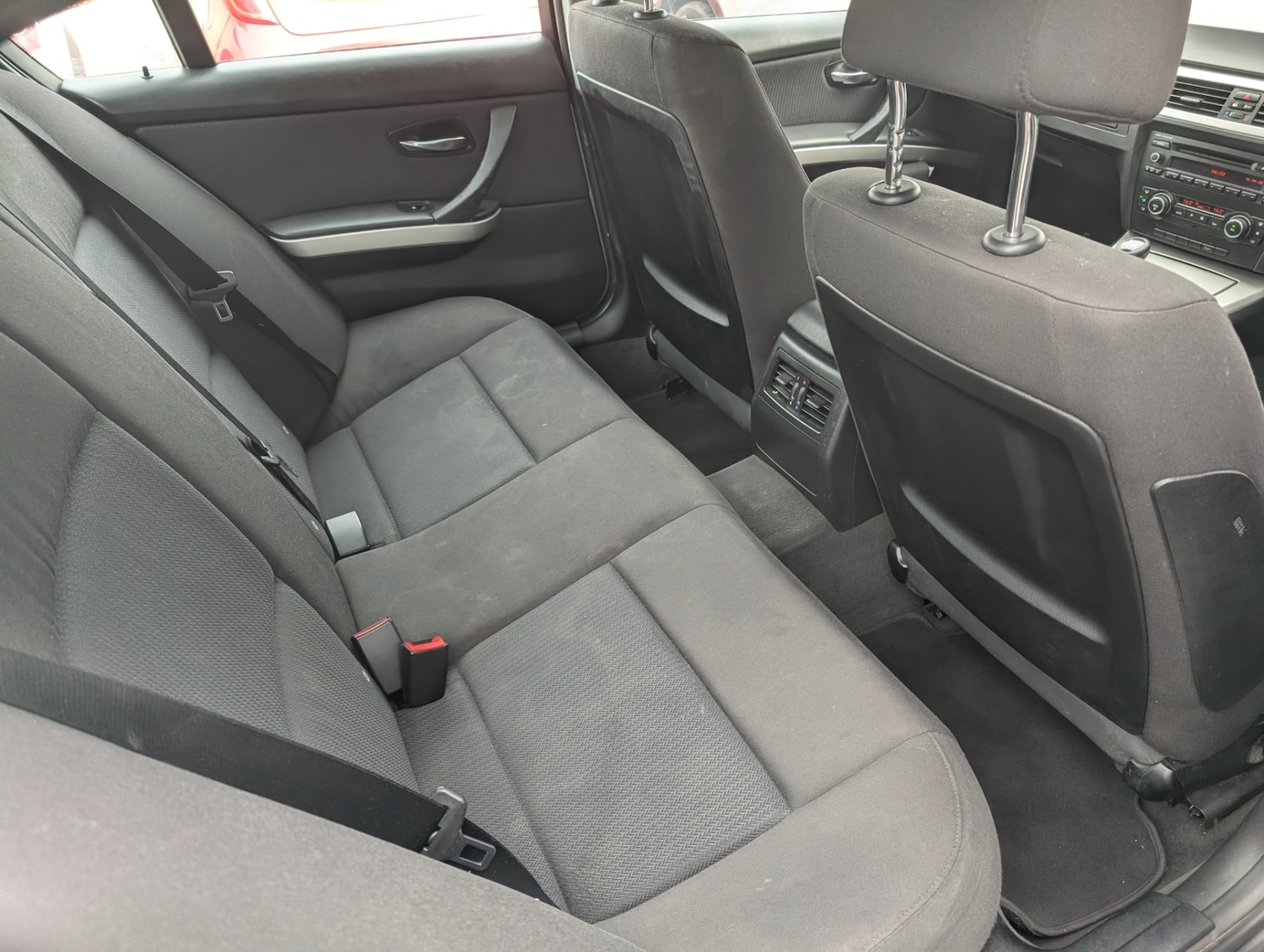 Used BMW 3 Series 2011 for sale - 78214078: Photo 37