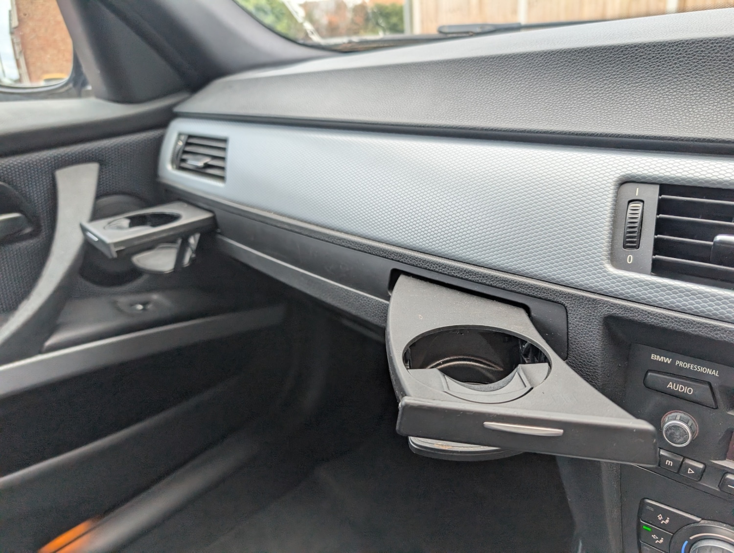 Used BMW 3 Series 2010 for sale - 77818869: Photo 33