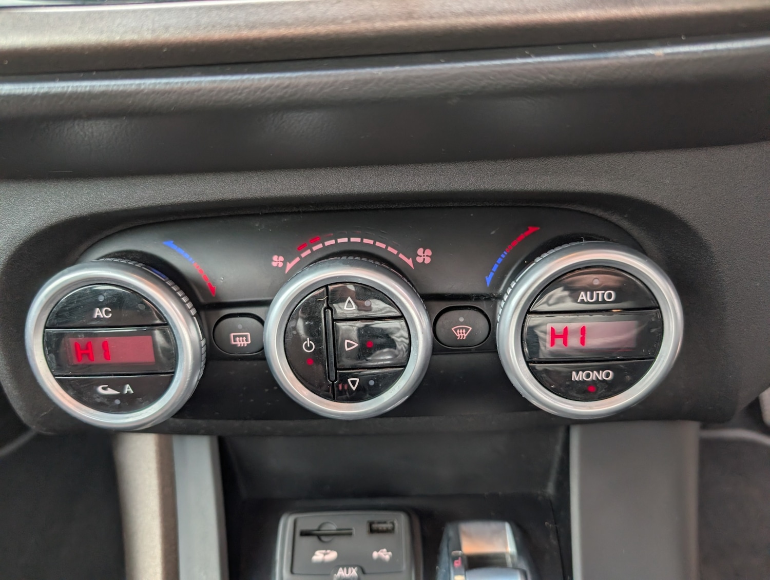 Used Alfa Romeo Giulietta 2014 for sale - 77803018: Photo 28