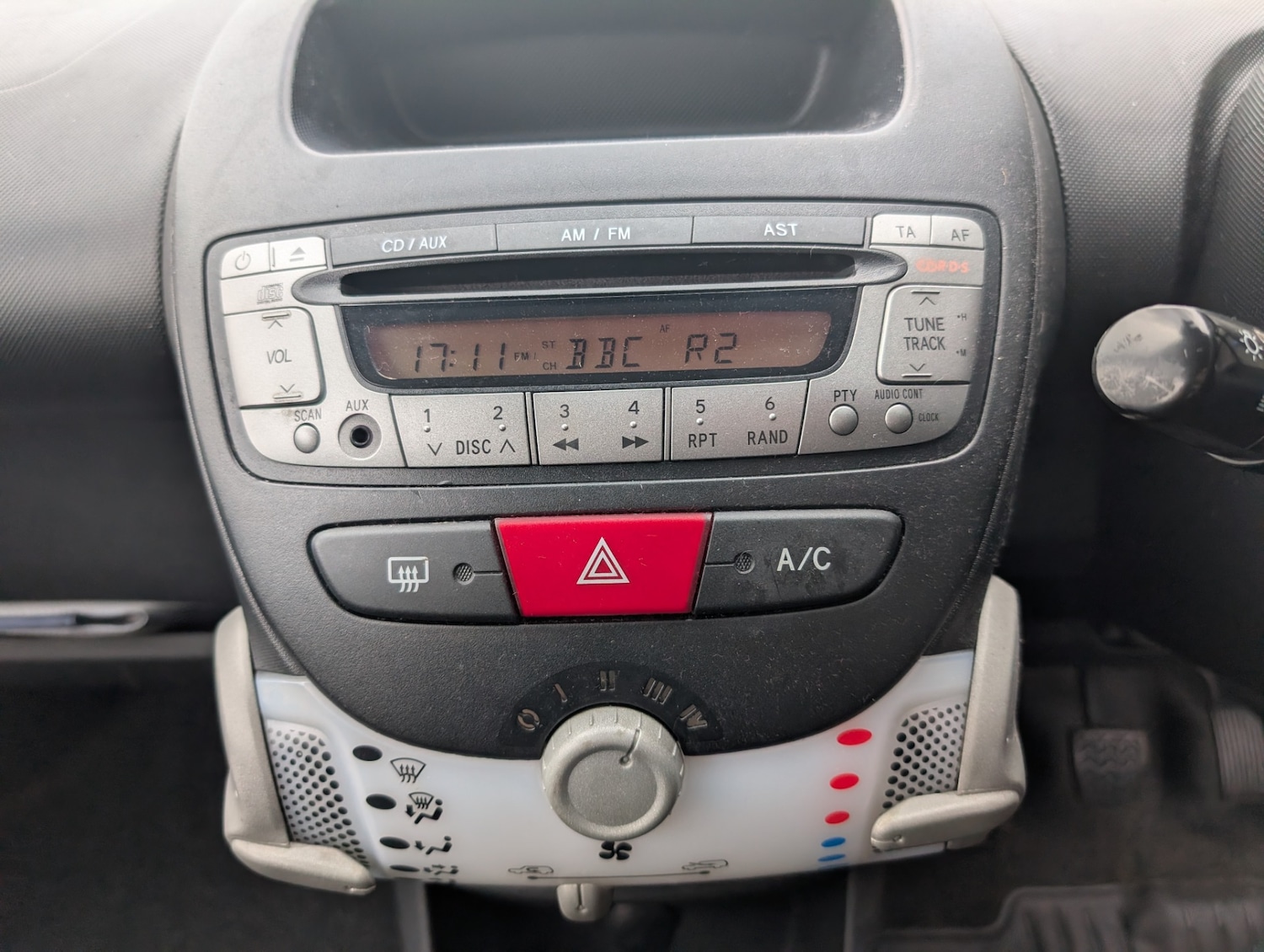 Used Peugeot 107 2014 for sale - 78045982: Photo 31