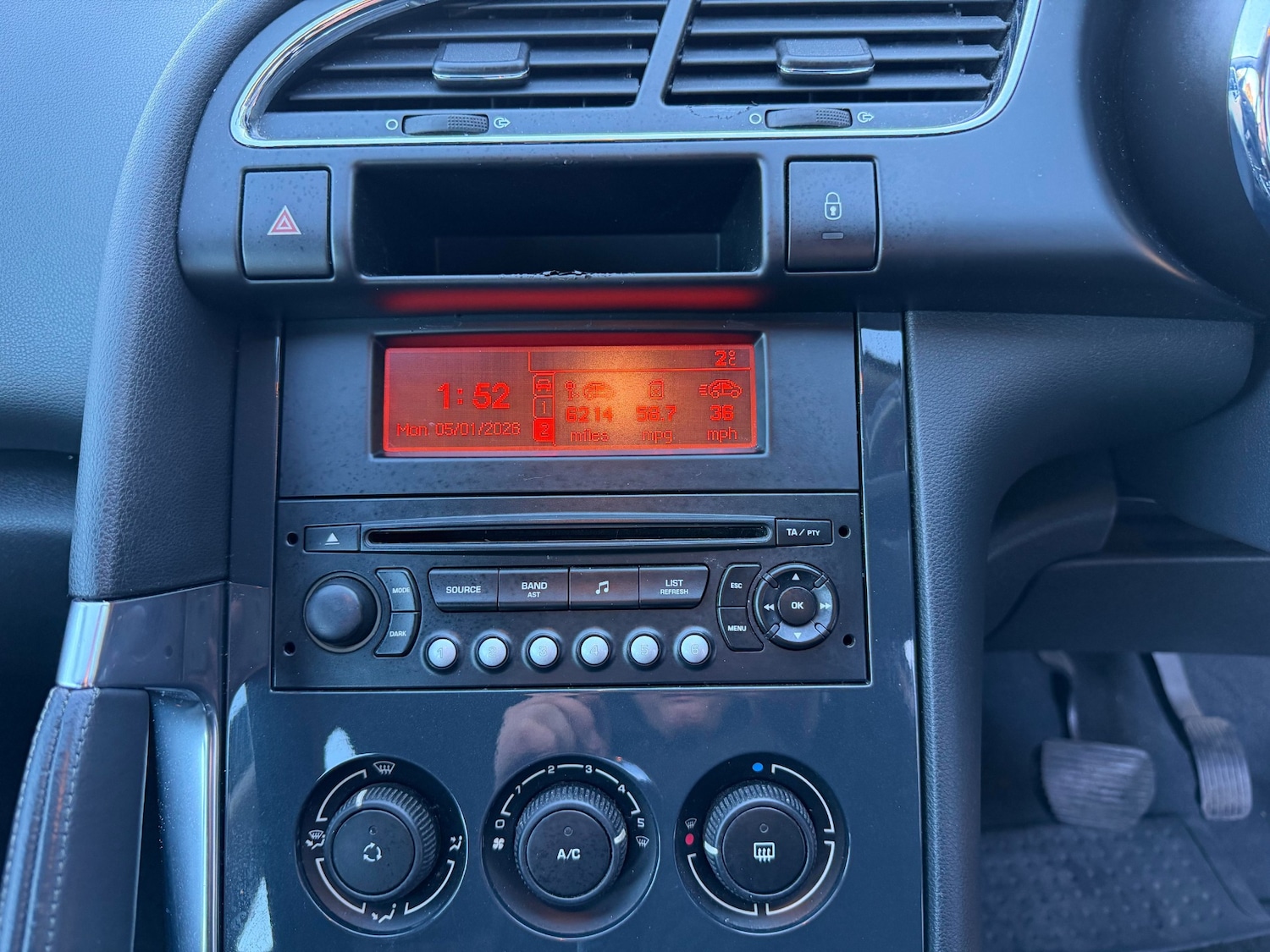 Used Peugeot 3008 2010 for sale - 77370741: Photo 31