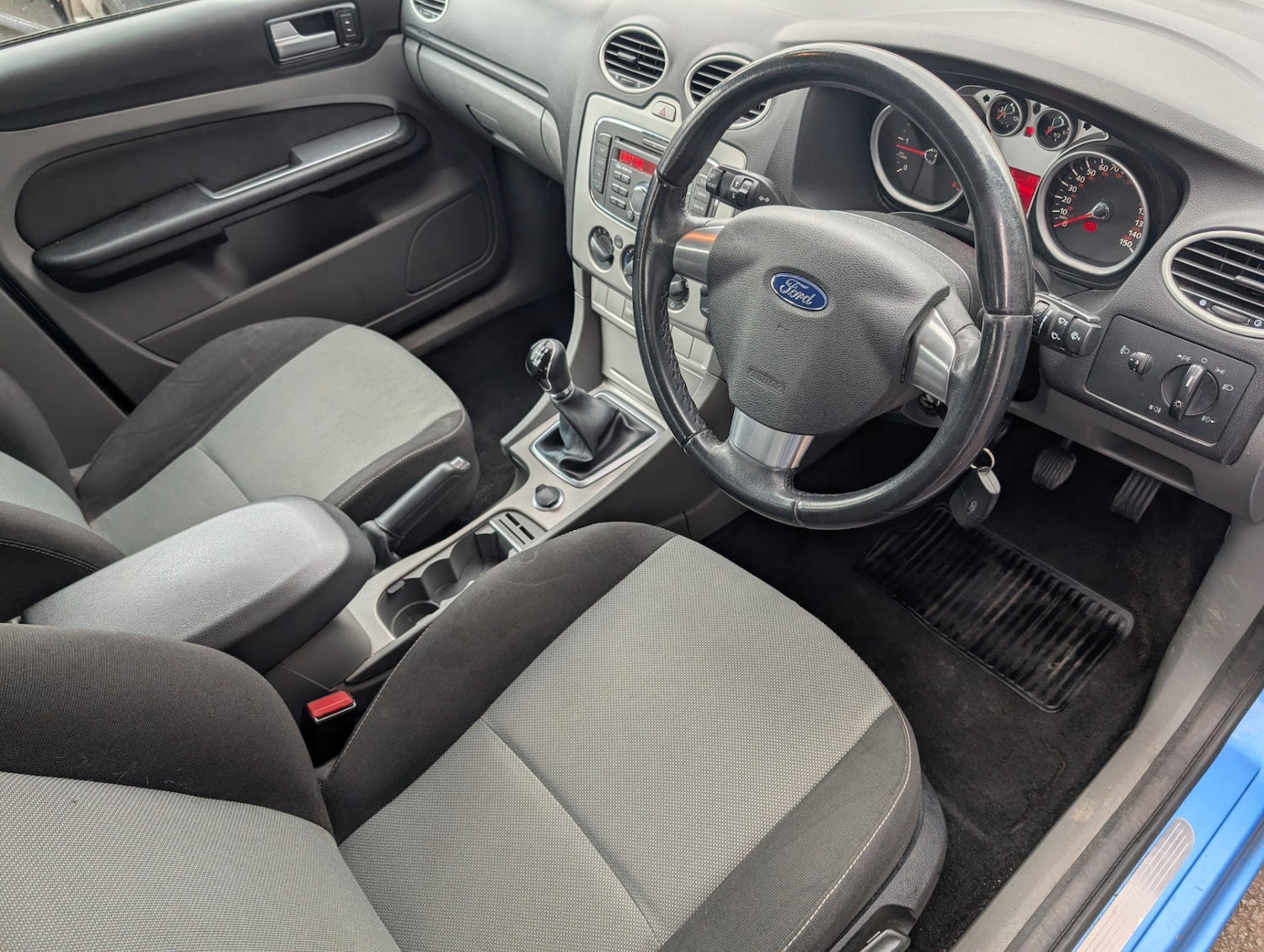 Used Ford Focus 2010 for sale - 77897129: Photo 20