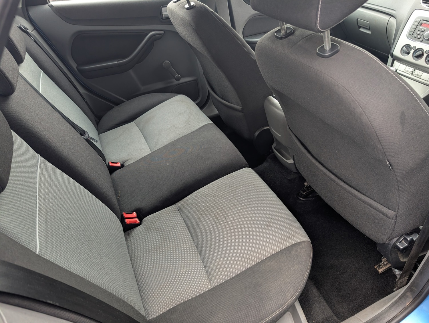 Used Ford Focus 2010 for sale - 77897129: Photo 21